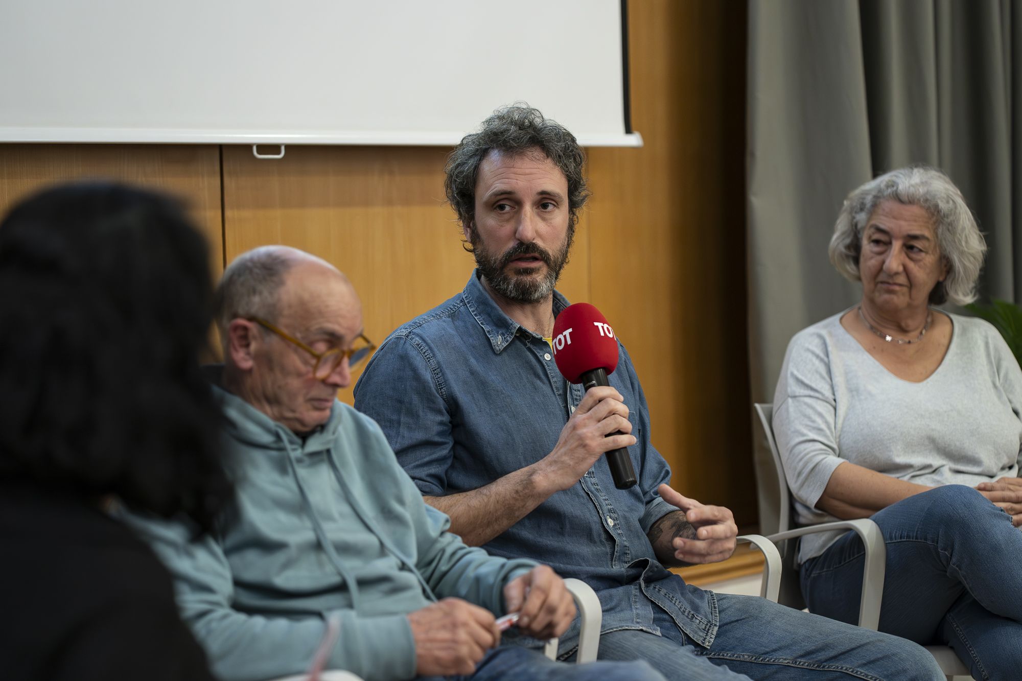 Debat a les Planes del cicle 'Els barris al centre'. FOTO: Mireia Comas (TOT Sant Cugat)