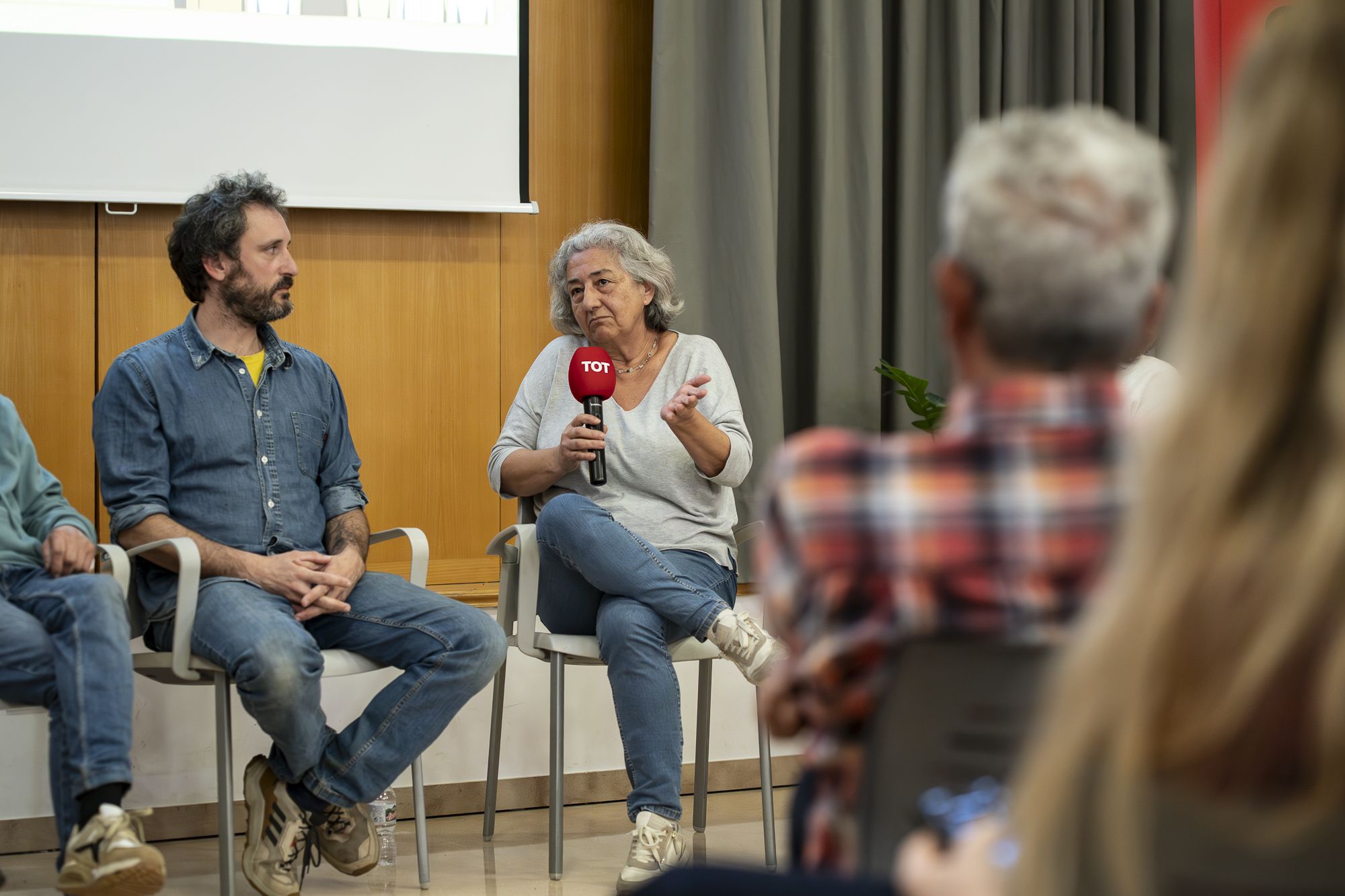 Debat a les Planes del cicle 'Els barris al centre'. FOTO: Mireia Comas (TOT Sant Cugat)