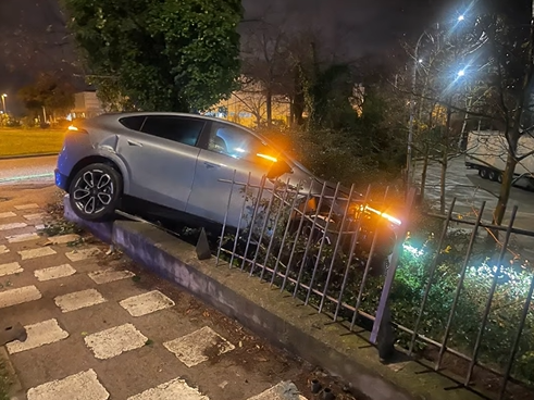 Foto del vehicle accidentat. FOTO: Policia Local.