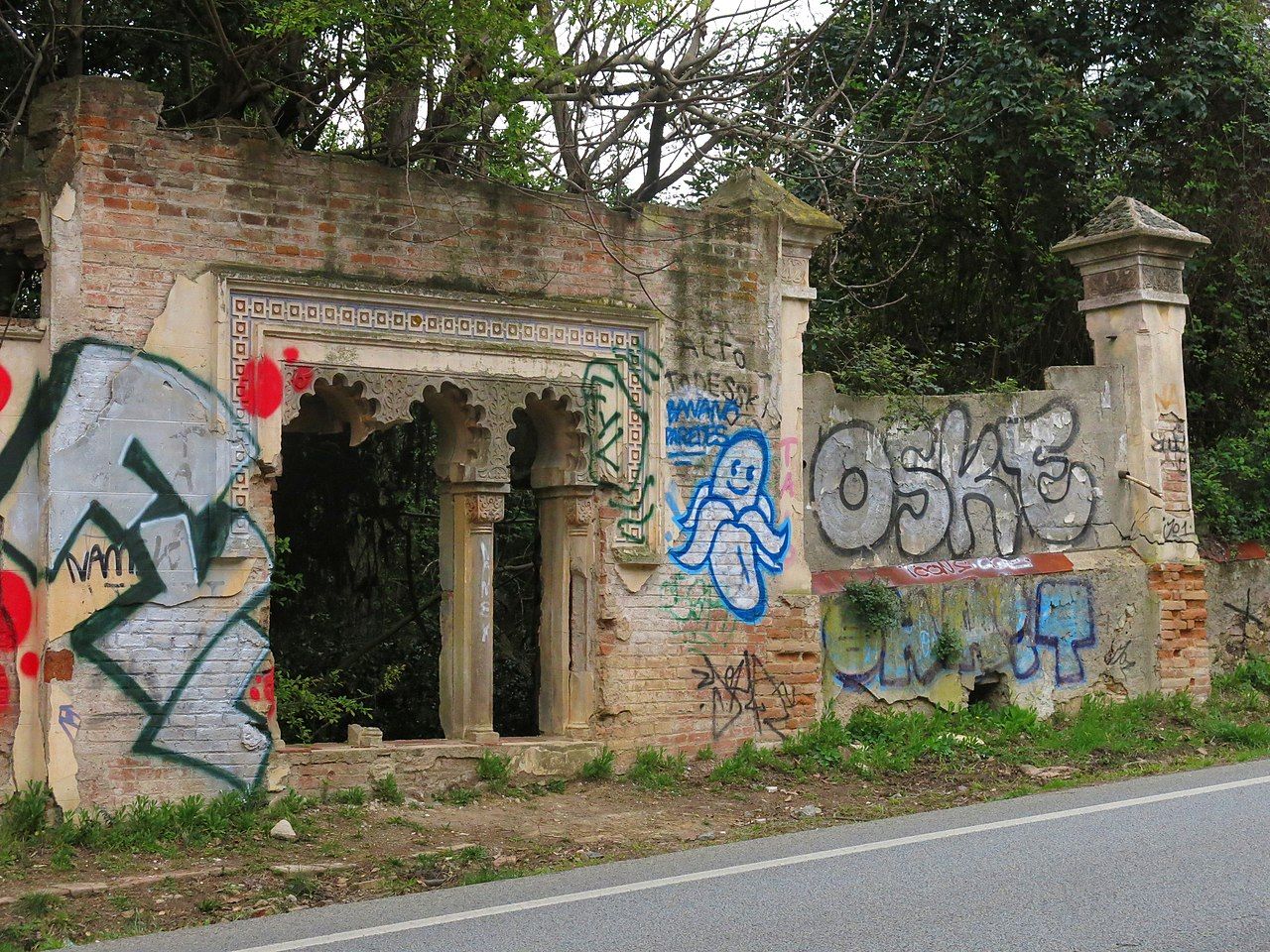 Restes del Casino de la Rabassada. FOTO: Cedida