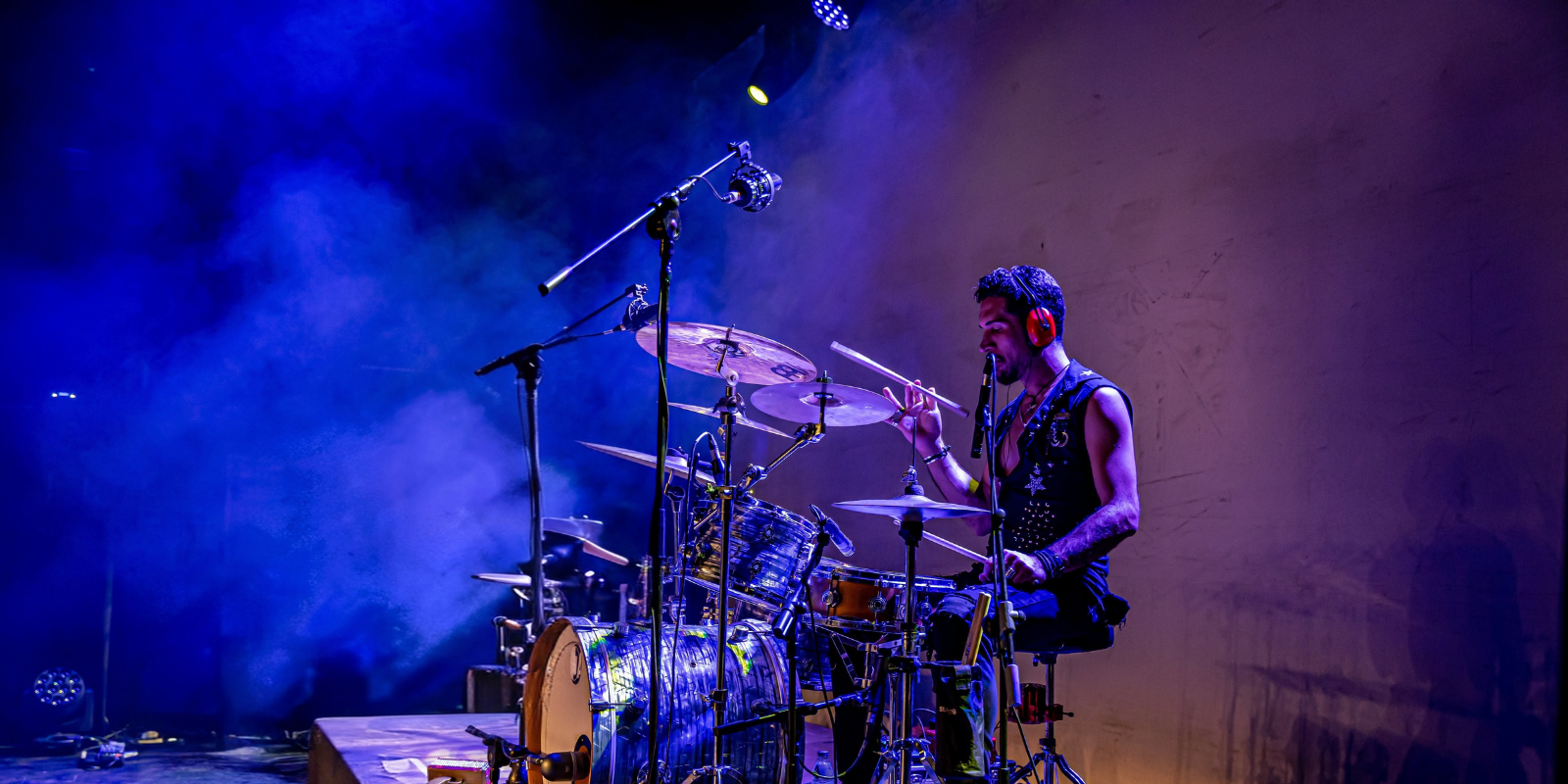 Jonathan Argüelles és bateria del grup Los 80 Principales. FOTO: Cedida