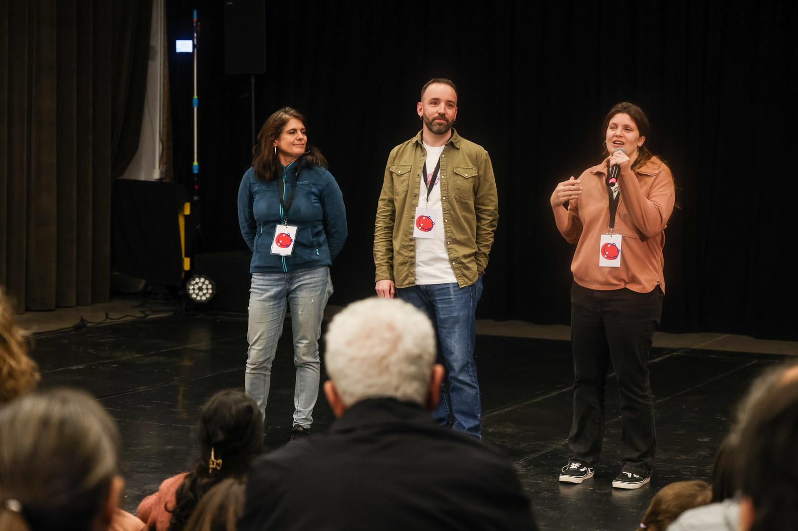 Presentació del festiva Gatzara amb l'Esbart Mediterrània. FOTO: Ajuntament