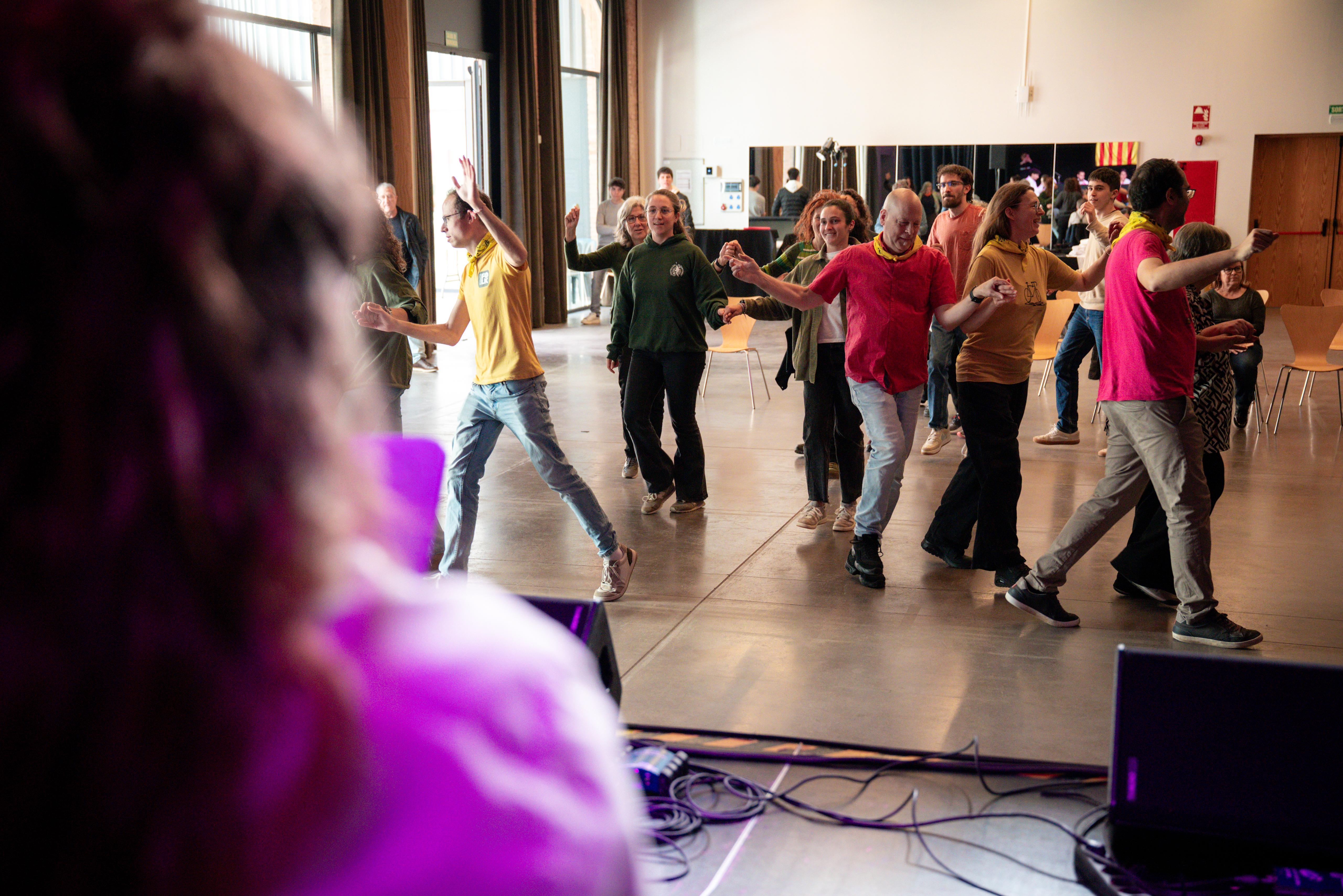 Ball amb els grallers de l'Escola de Música Tradicional de Sant Cugat. FOTO: Ajuntament