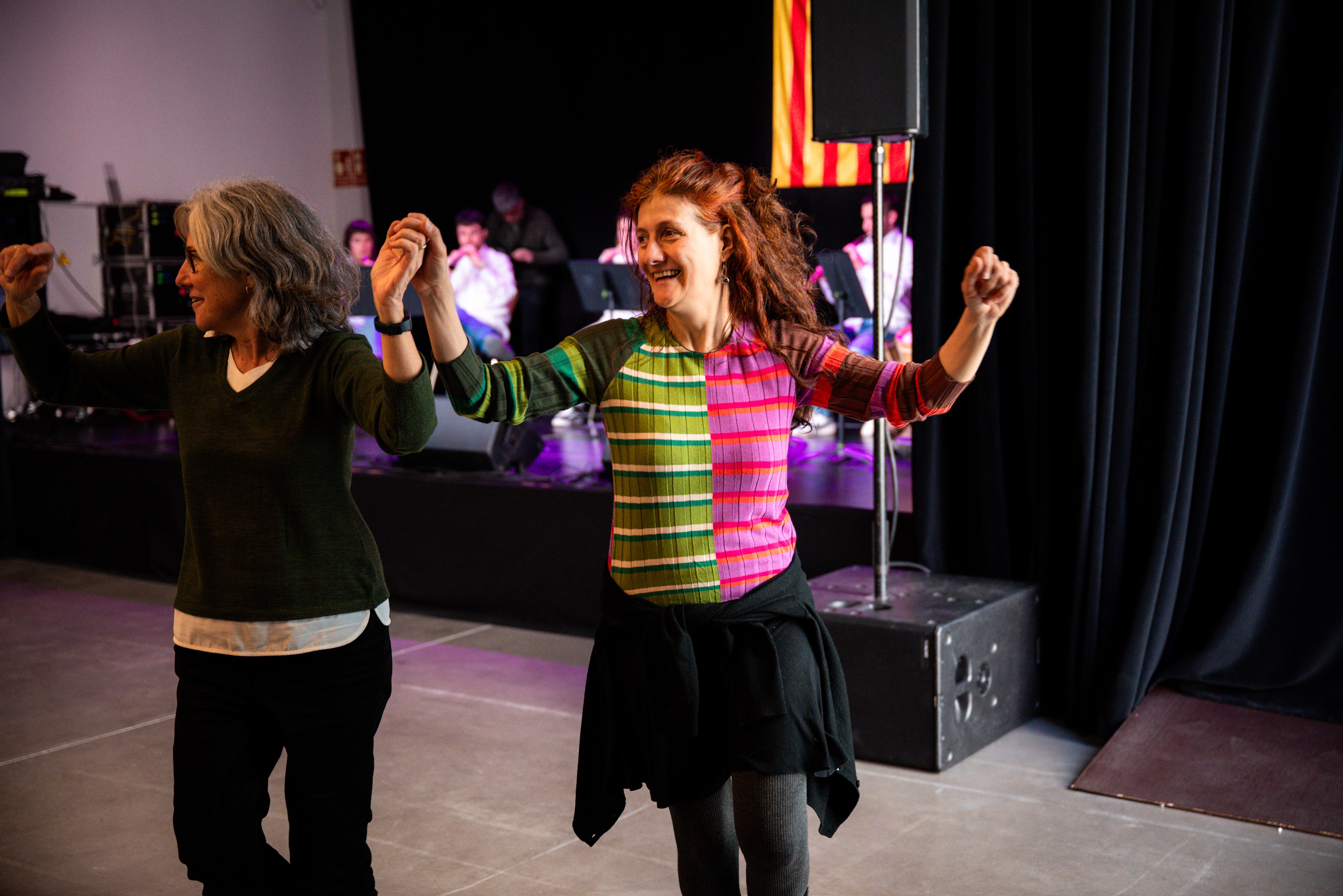 Ball amb els grallers de l'Escola de Música Tradicional de Sant Cugat. FOTO: Ajuntament