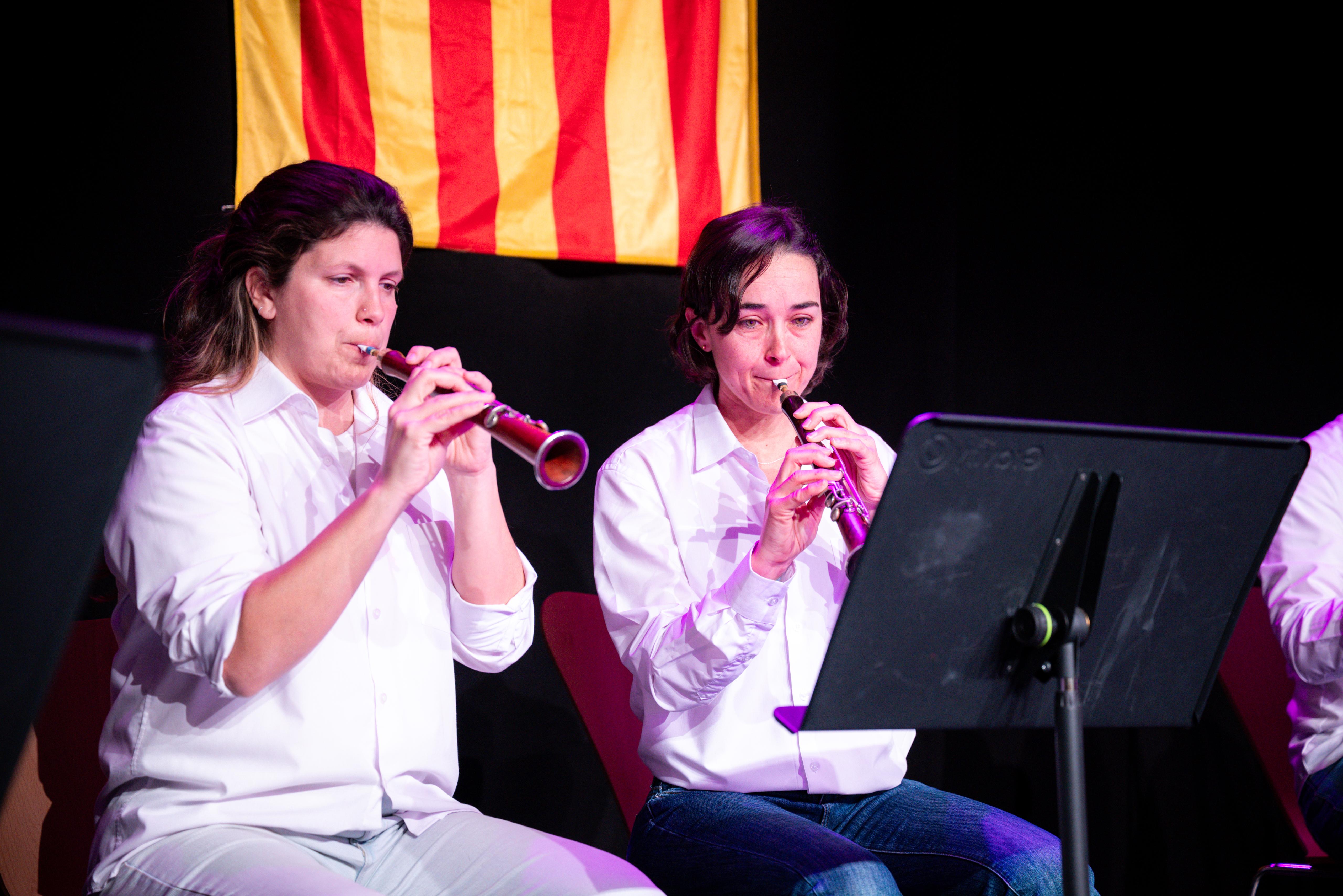 Ball amb els grallers de l'Escola de Música Tradicional de Sant Cugat. FOTO: Ajuntament