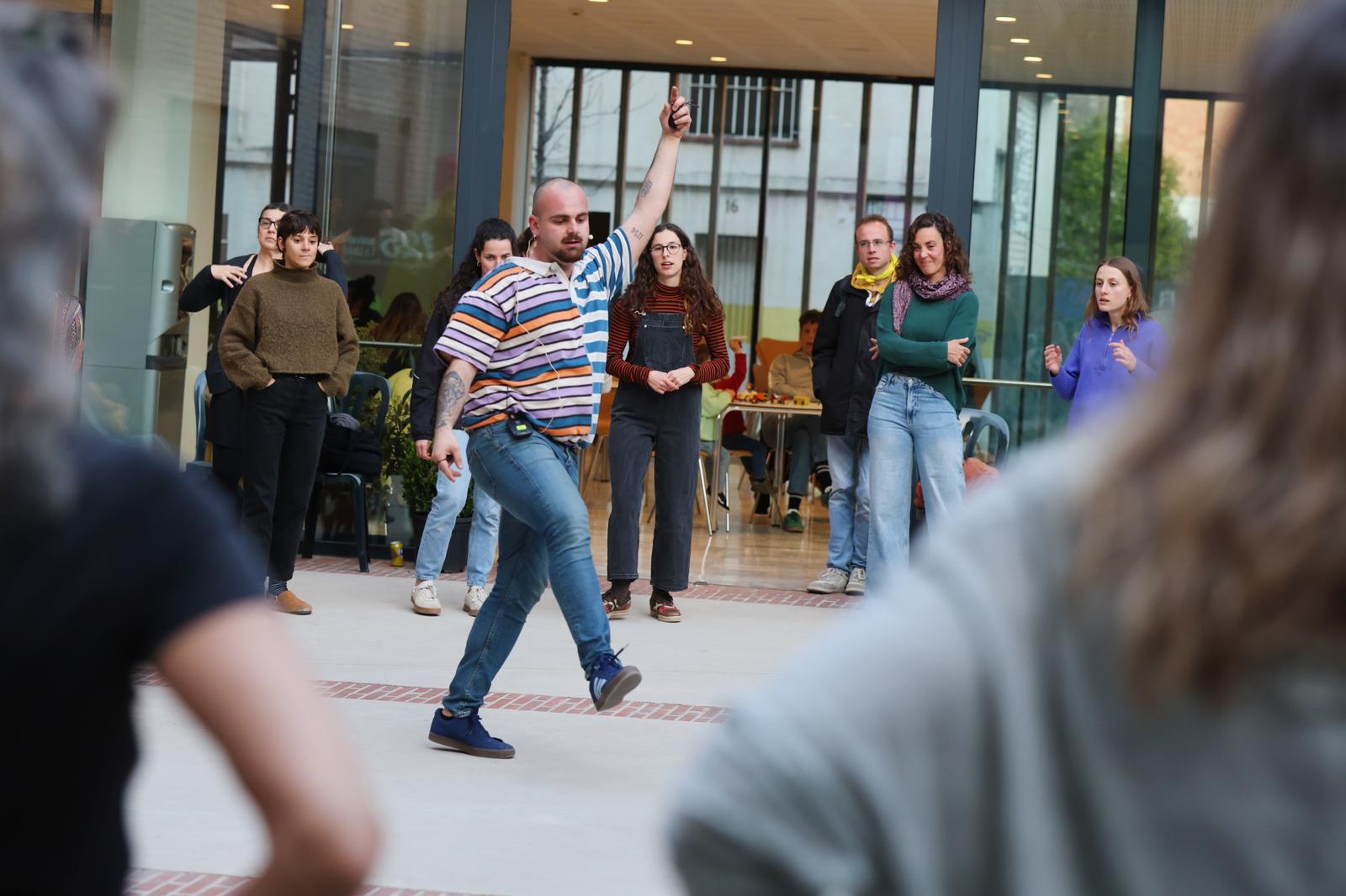 Taller de ball de bot. FOTO: Ajuntament
