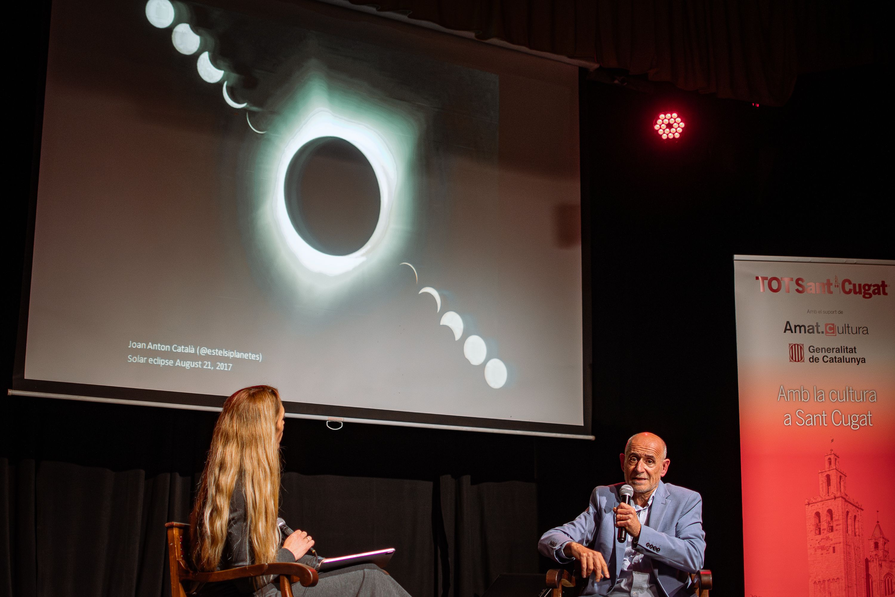 Presentació del llibre 'L'eclipsi del segle' de Joan Antón Català. FOTO: Pol Rodríguez (TOT Sant Cugat)