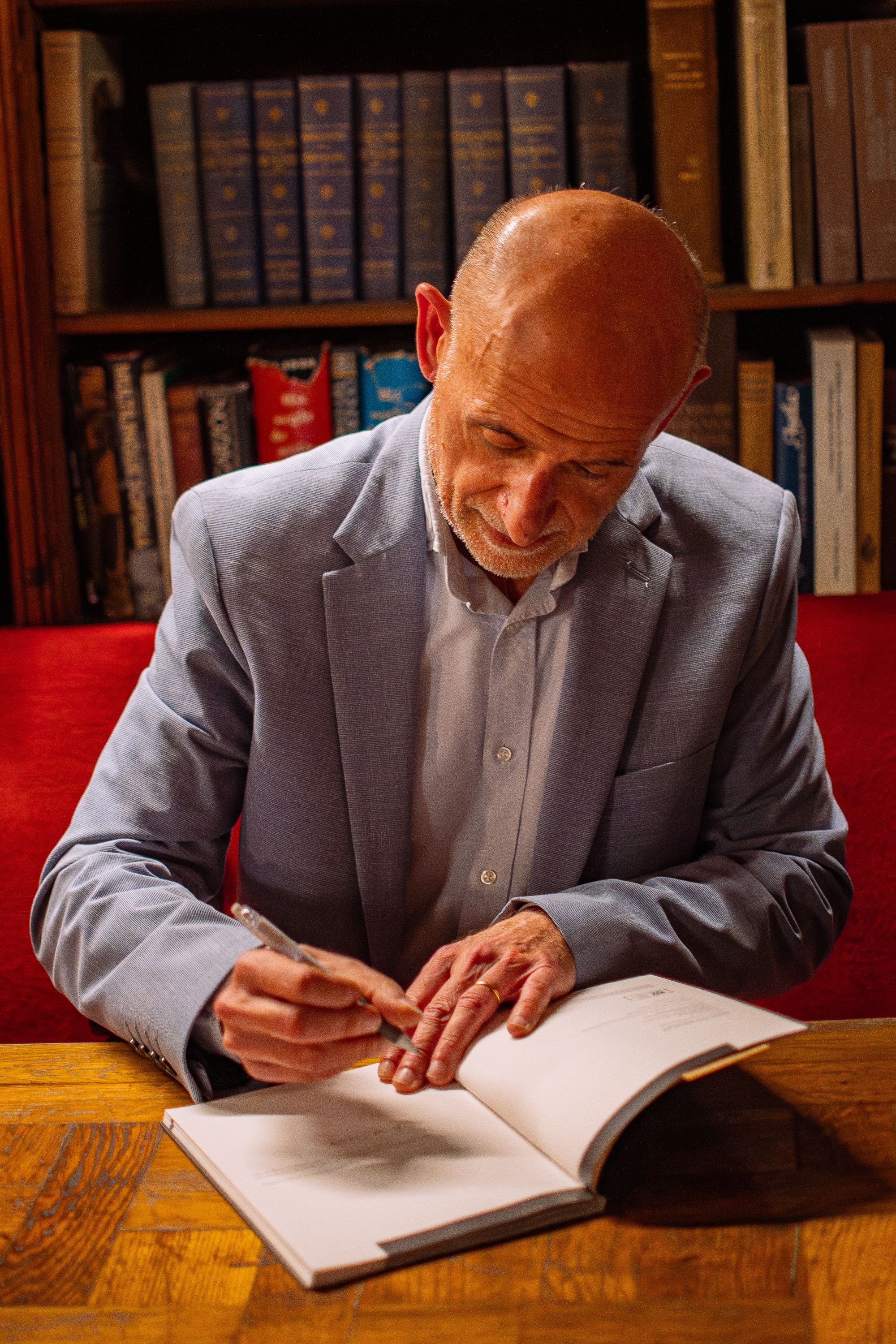 Presentació del llibre 'L'eclipsi del segle' de Joan Antón Català. FOTO: Pol Rodríguez (TOT Sant Cugat)