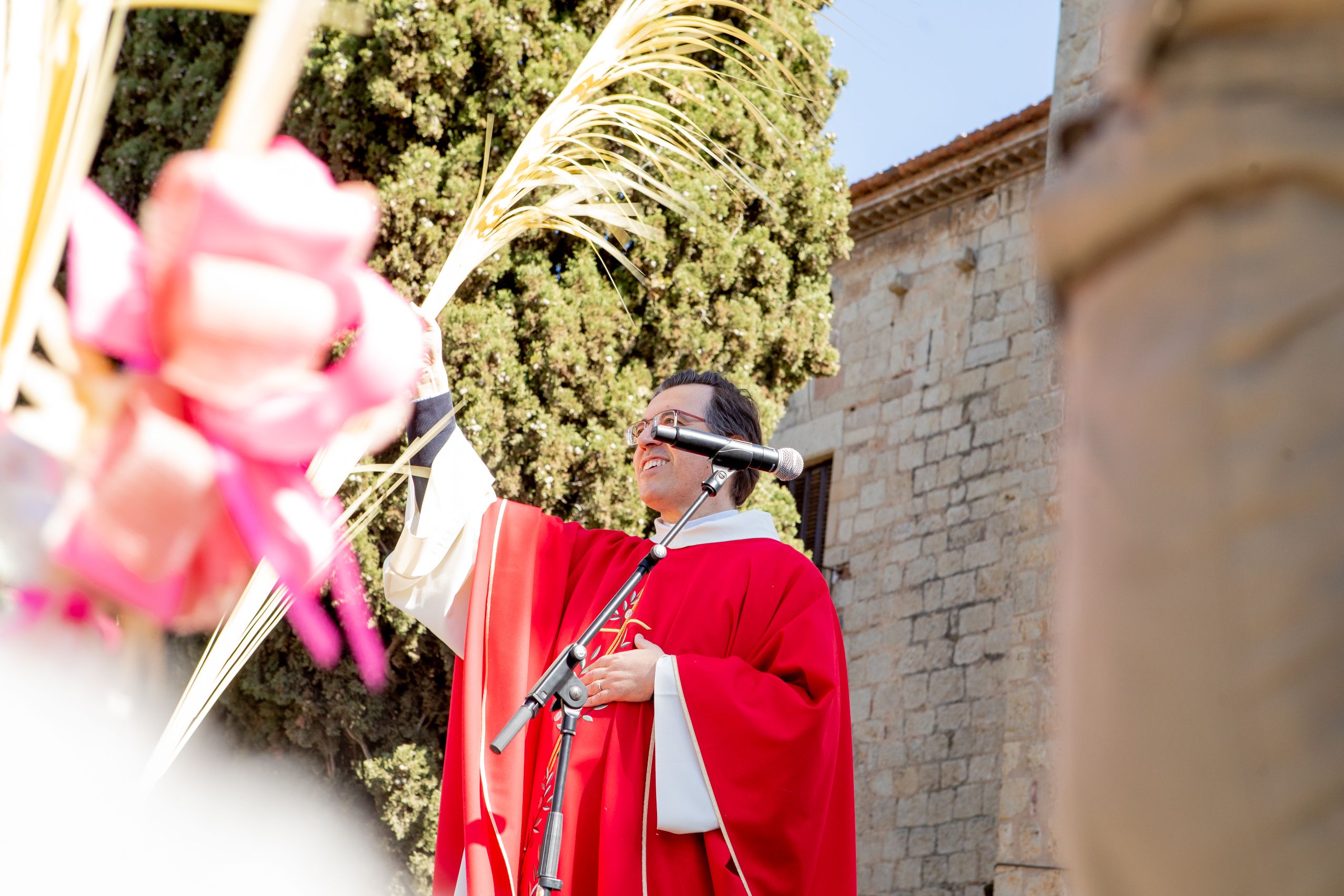 Sant Cugat s'omple de gom a gom per celebrar el Diumenge de Rams. Joana Arribas (TOT Sant Cugat)
