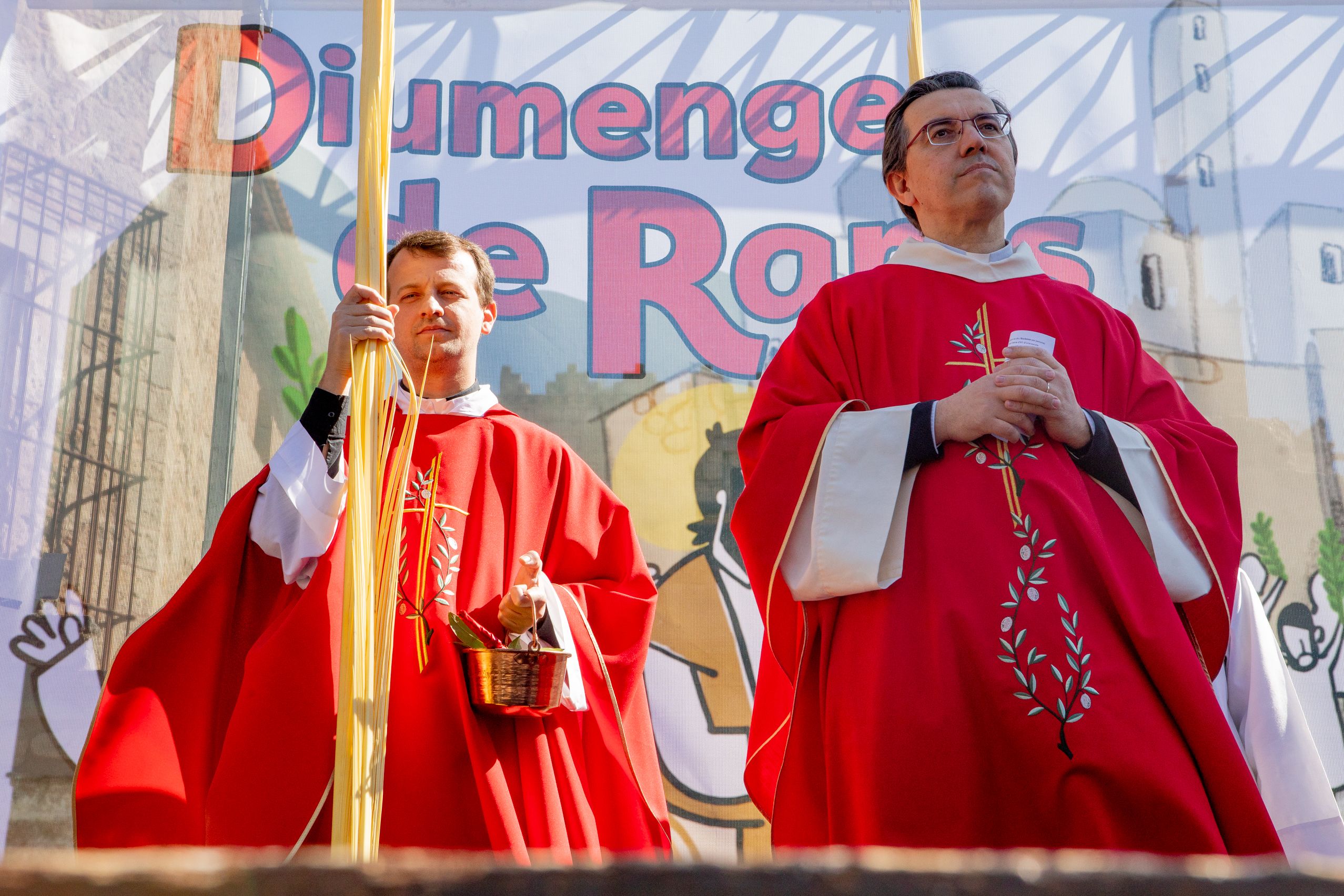 Sant Cugat s'omple de gom a gom per celebrar el Diumenge de Rams. Joana Arribas (TOT Sant Cugat)
