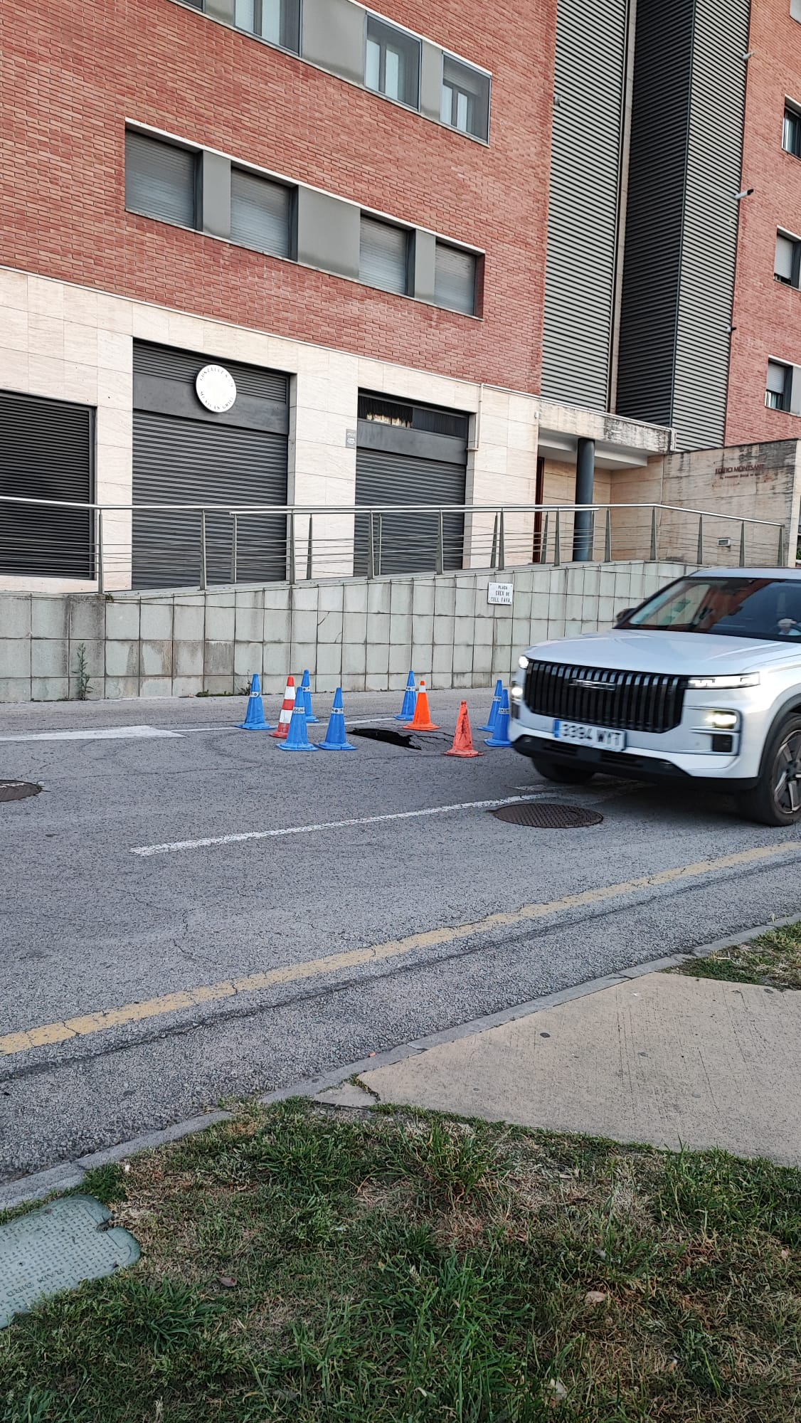 L'esvoranc a Coll Favà. FOTO: Cedida