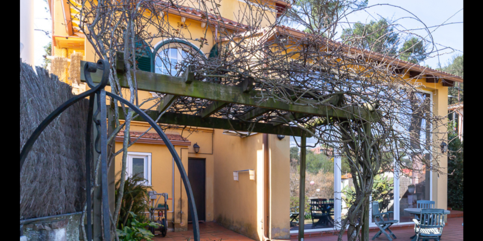 Zona exterior de l'habitatge a la Floresta. FOTO: Cedida