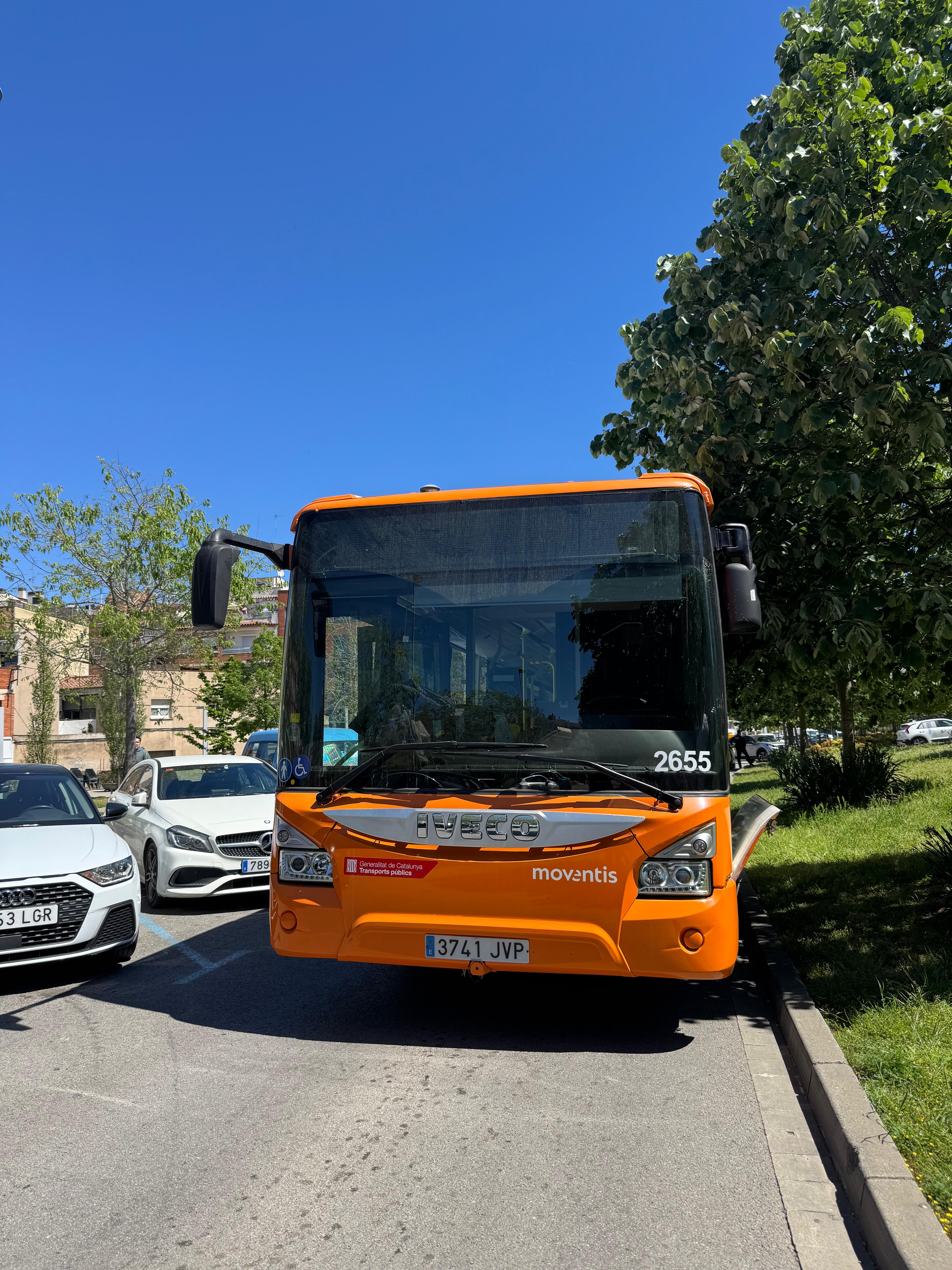 Autobus a la Rambla del Celler. FOTO: TOT Sant Cugat