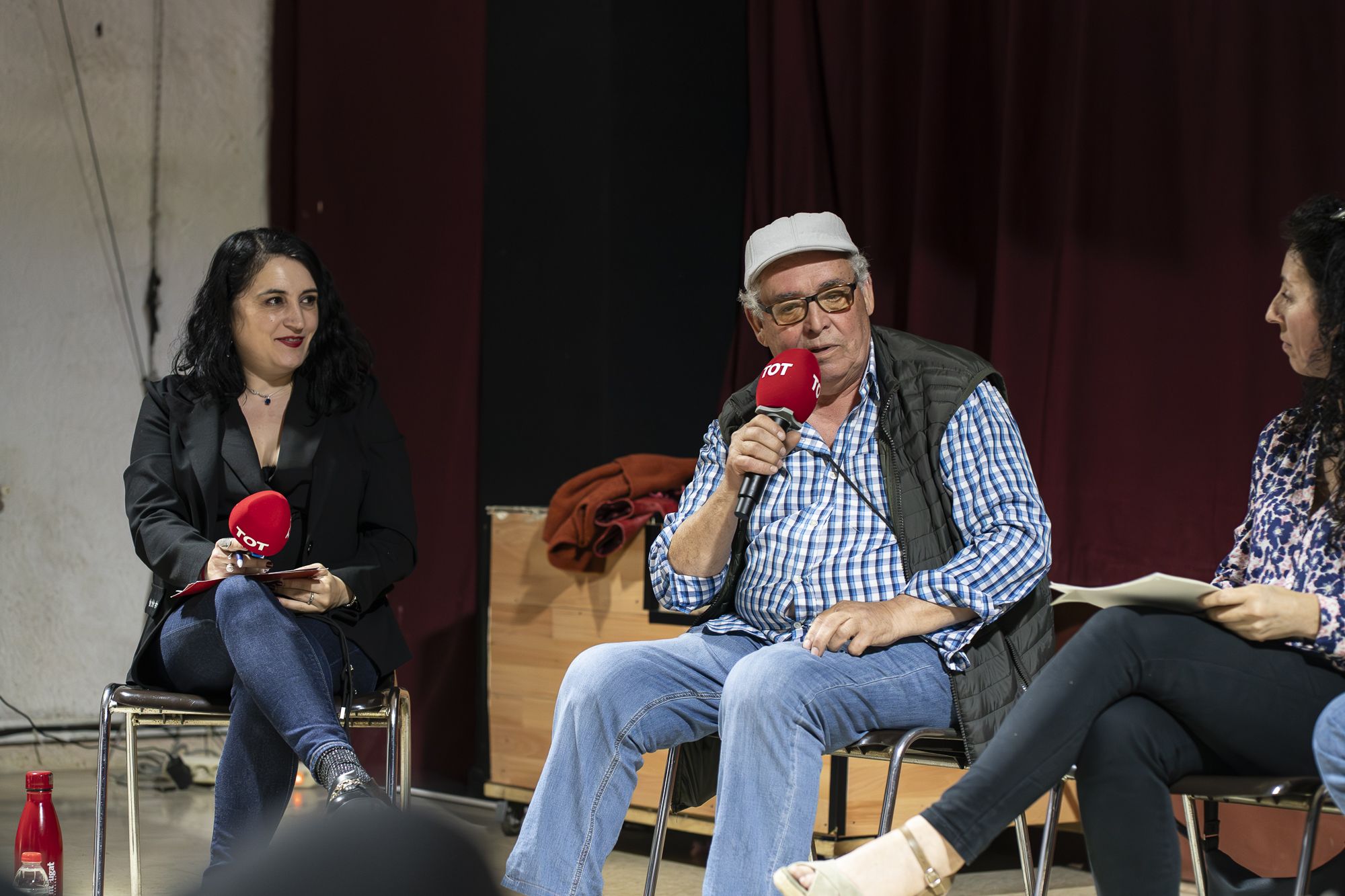 Debat a la Floresta del cicle 'Els barris al centre'. FOTO: Mireia Comas TOT Sant Cugat