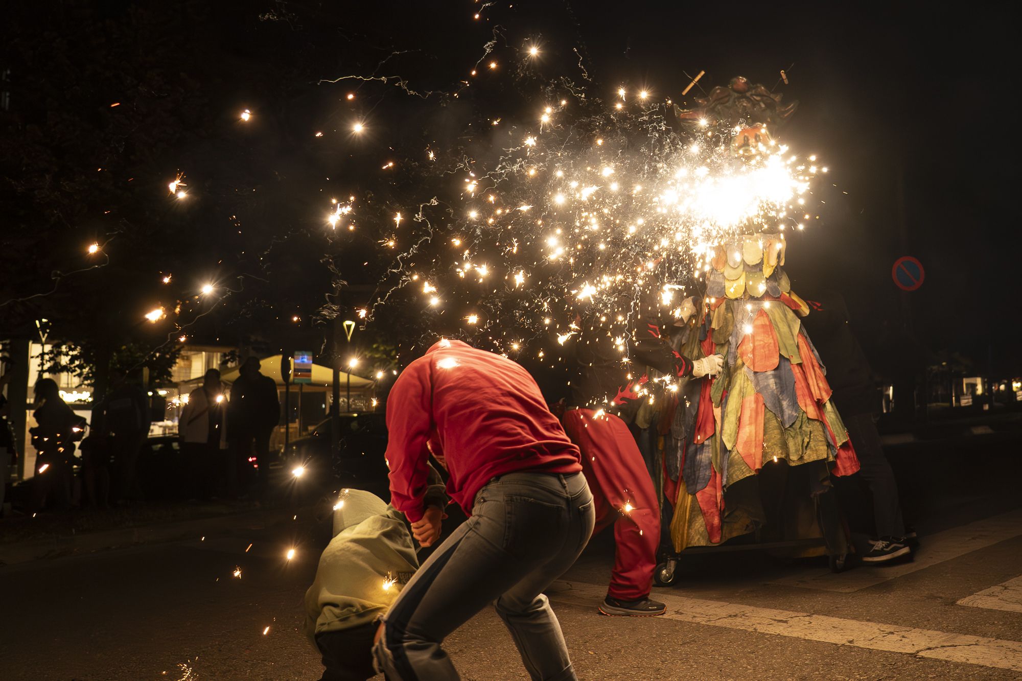 Correfoc i ball de foc de l'Encabronada 2026. FOTO: Mireia Comas