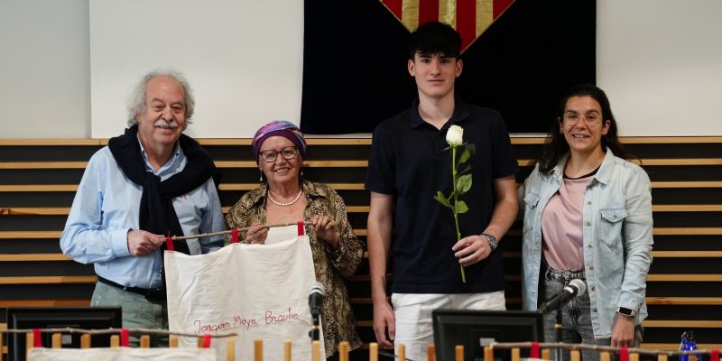 25083442 7260 42c3 93d3 5827d780452c