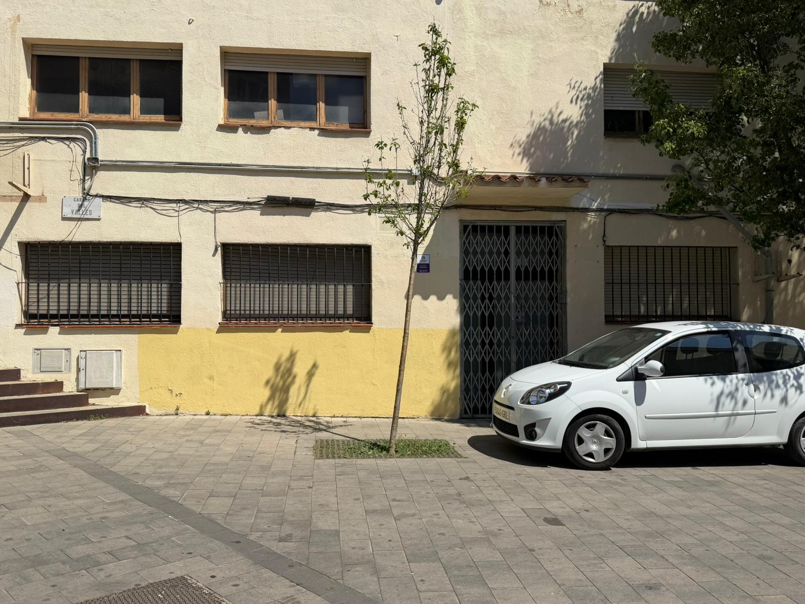 L'edifici on estava la Policia Nacional de Sant Cugat. FOTO: TOT Sant Cugat