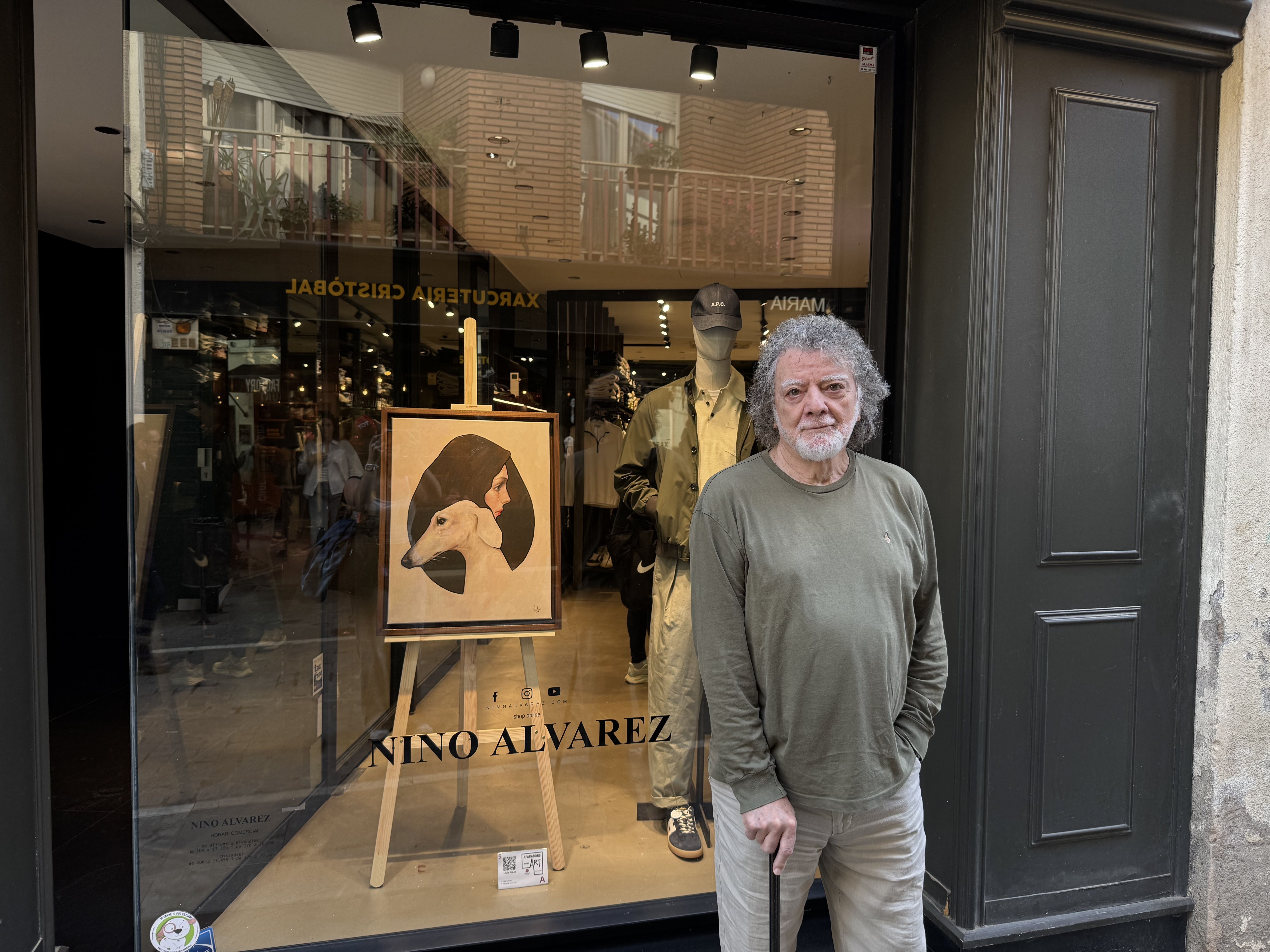 14 aparadors amb art: una manera de visibilitzar els artistes de Sant Cugat. FOTO: Elvira Gallardo (TOT Sant Cugat)