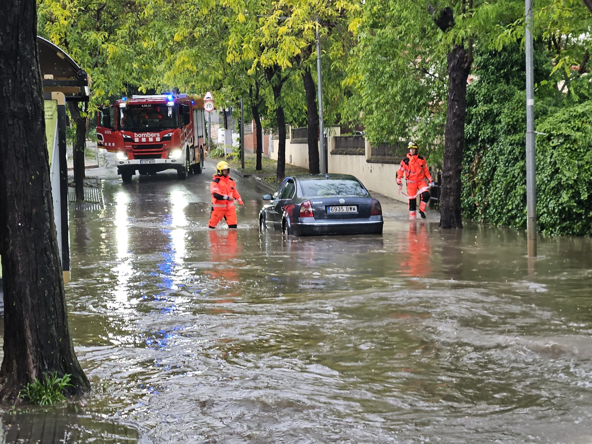 El carrer de Pompeu Fabra inundat. FOTO: Cedida