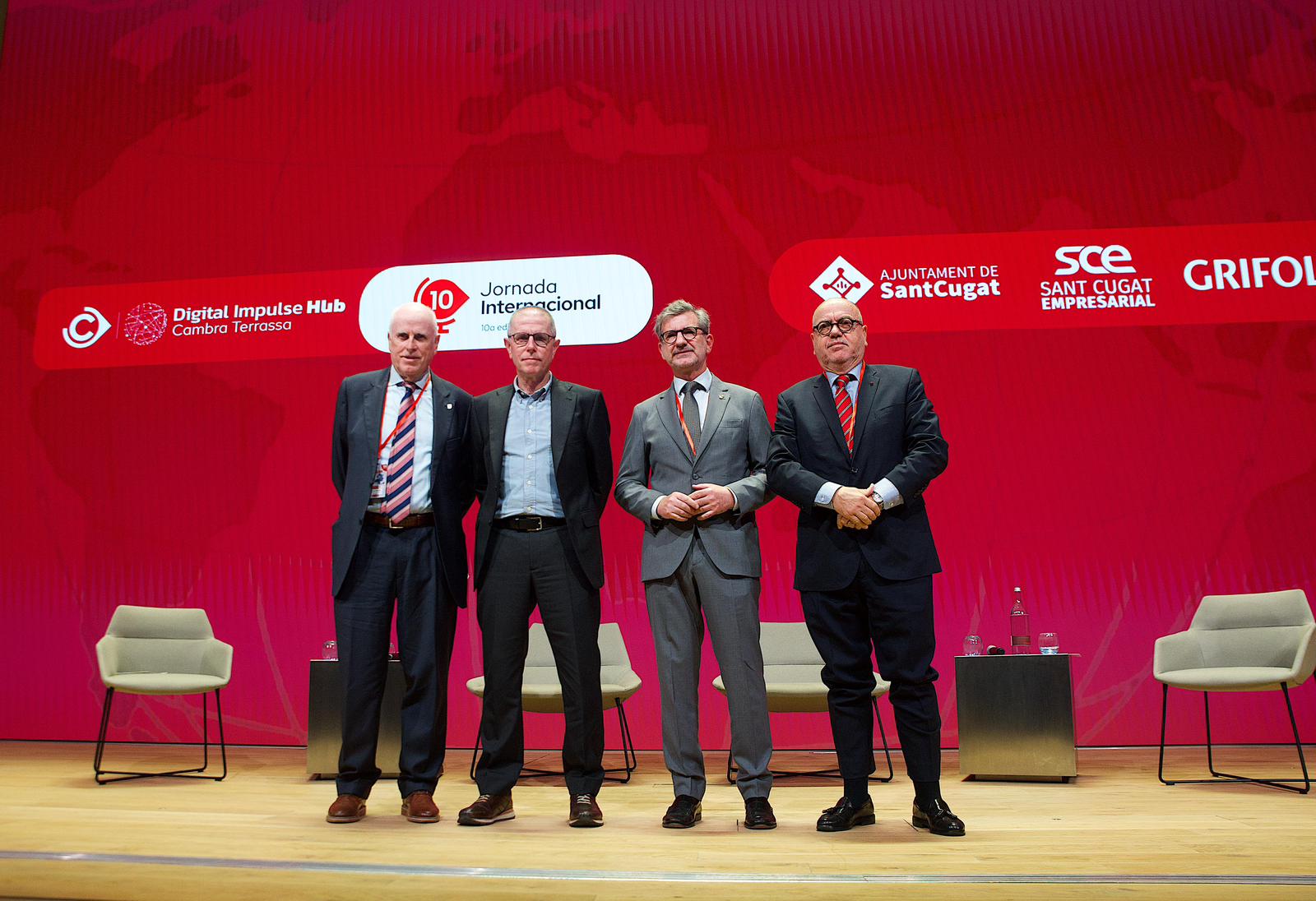 Ramon Talamàs, Xavi Guix, Josep Maria Vallès i Eduard Torres en la inauguració de la Jornada Internacional de la Cambra de Terrassa FOTO: Ajuntament de Sant Cugat