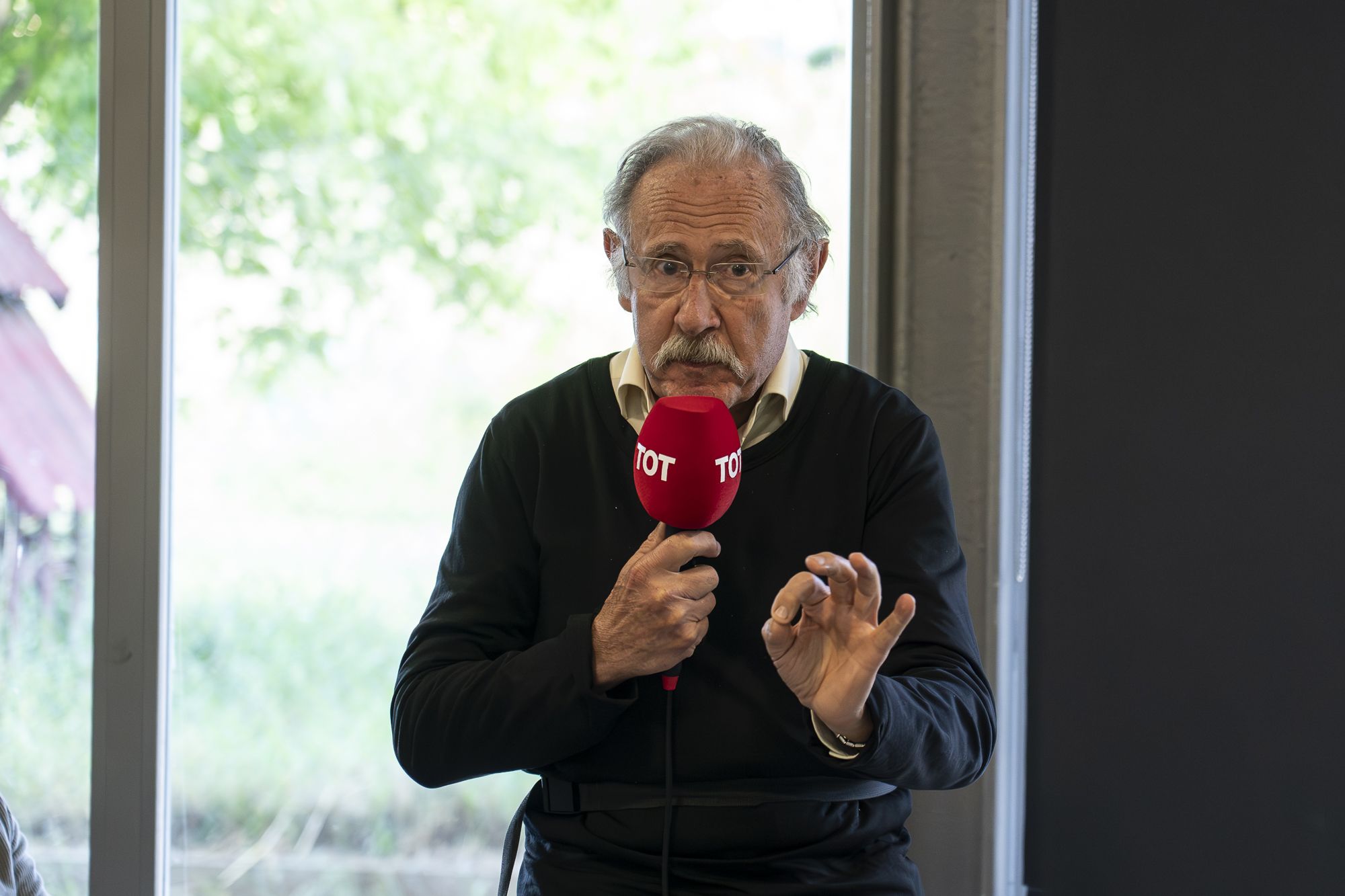 Debat a Mira-sol del cicle 'Els barris al centre'. FOTO: Mireia Comas