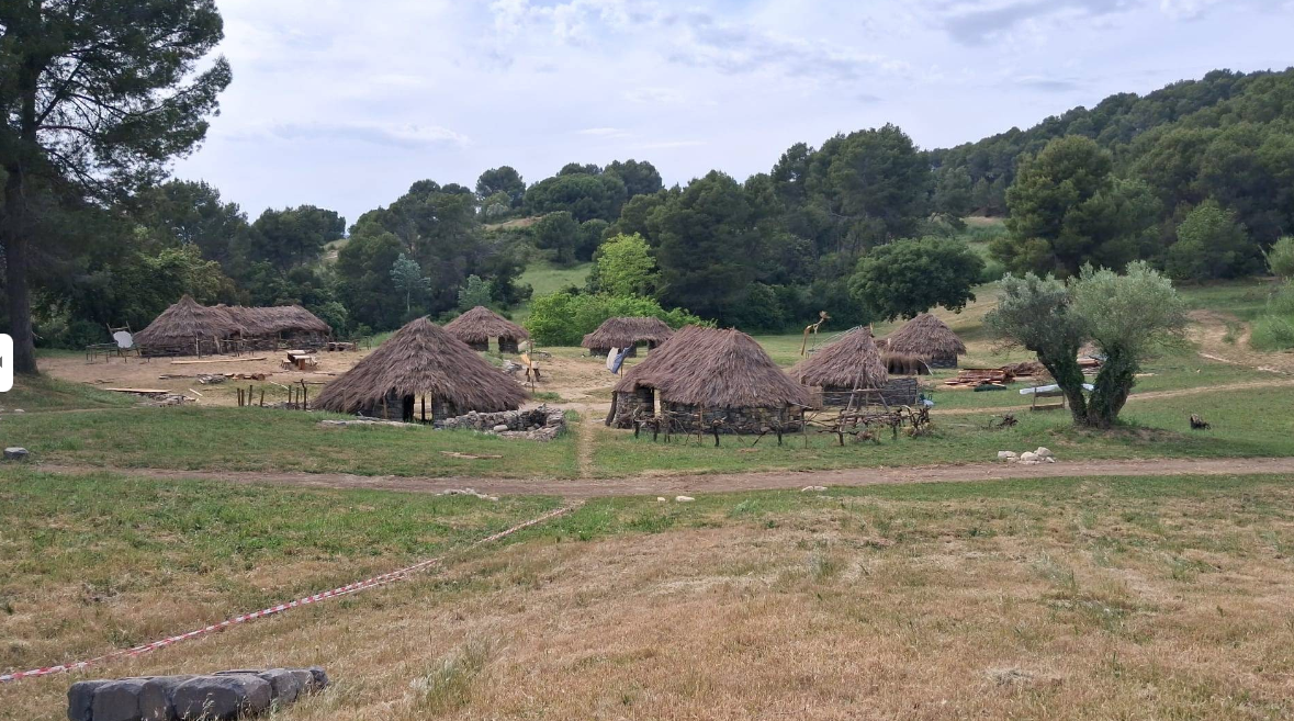 El poblat construït a Sant Cugat per la pel·lícula de Russell Crowe FOTO: Google Maps