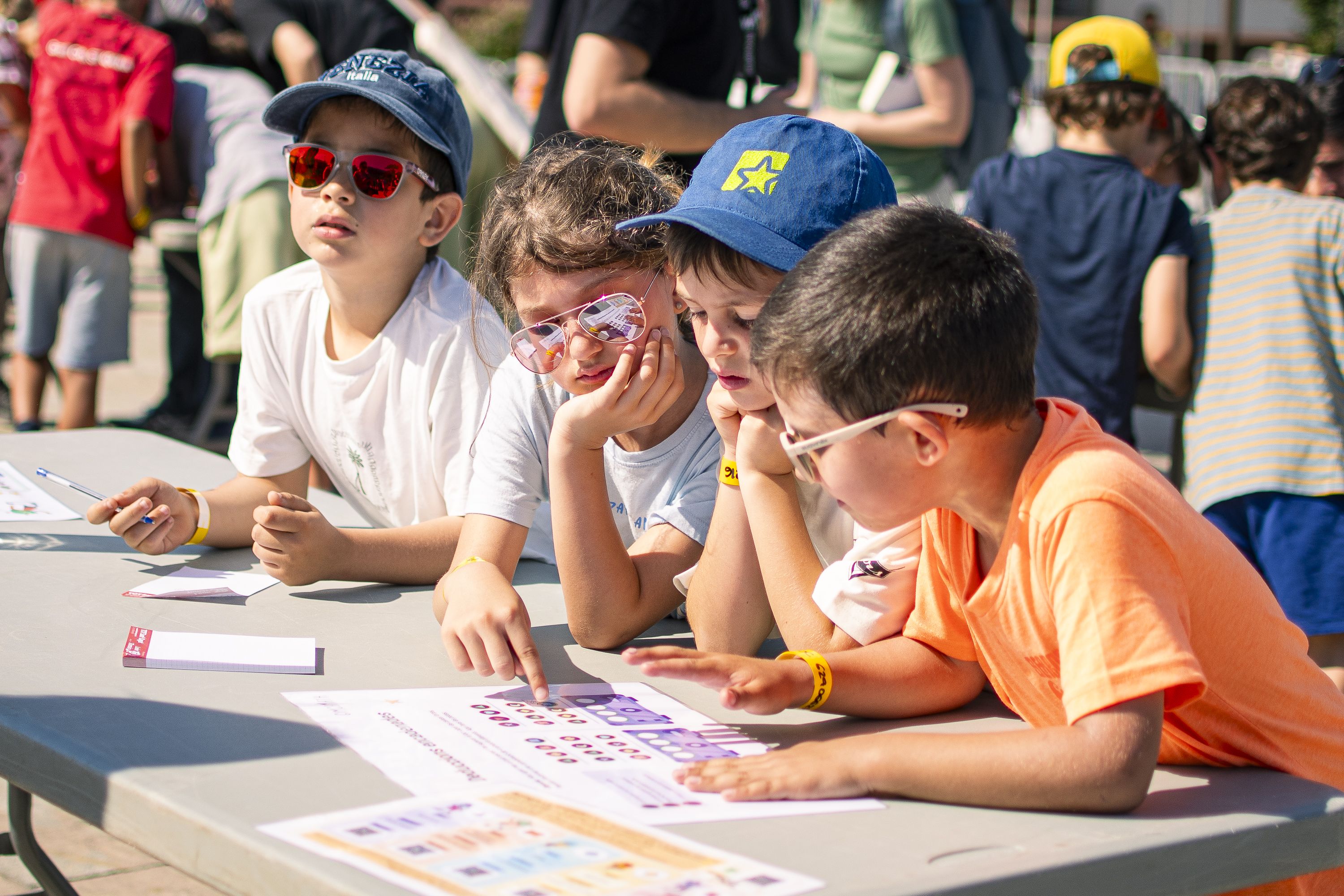 Uns 800 infants participen en la Gimcamath, una gimcana de matemàtiques a Sant Cugat FOTO: Pol Rodríguez 