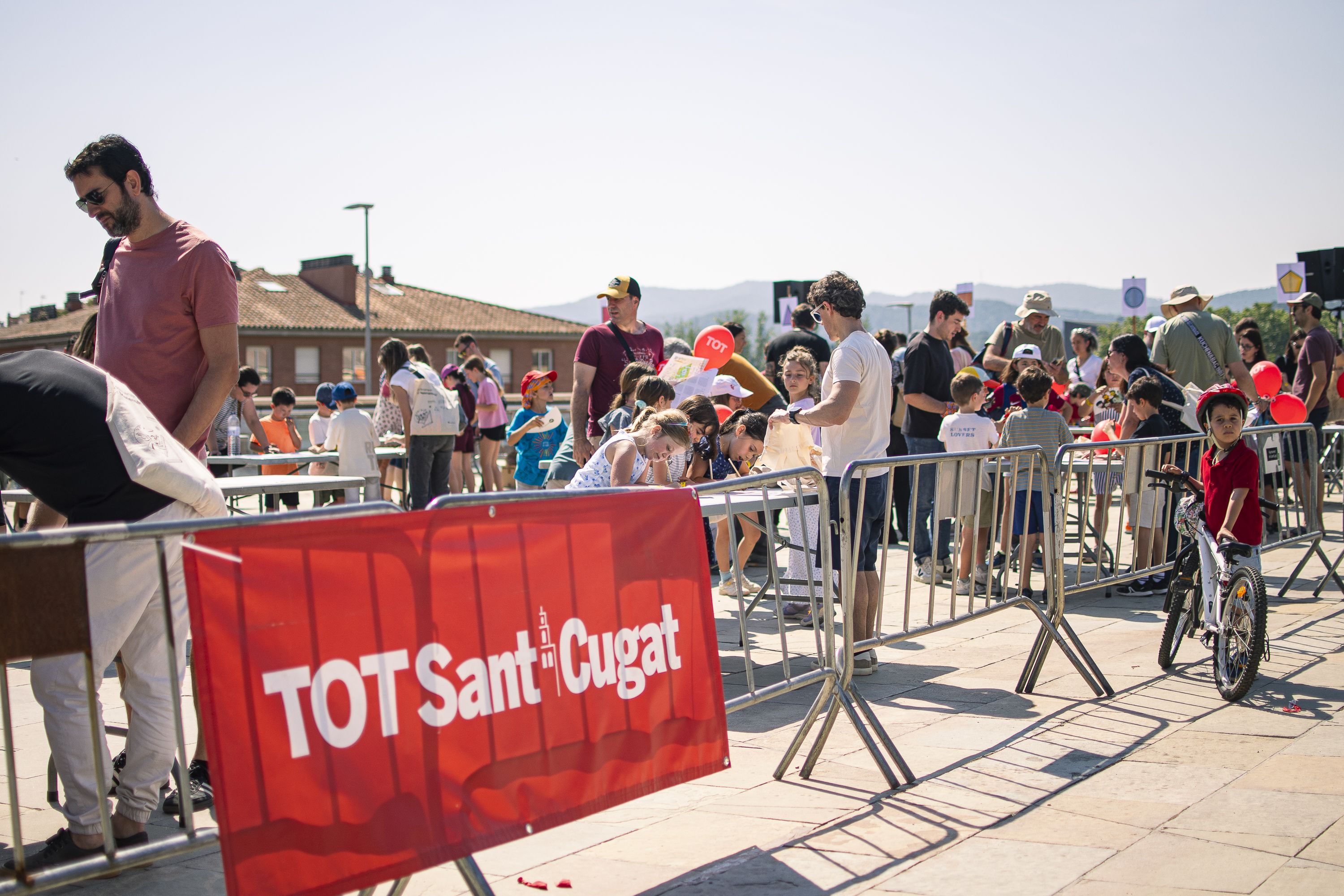 Uns 800 infants participen en la Gimcamath, una gimcana de matemàtiques a Sant Cugat FOTO: Pol Rodríguez 