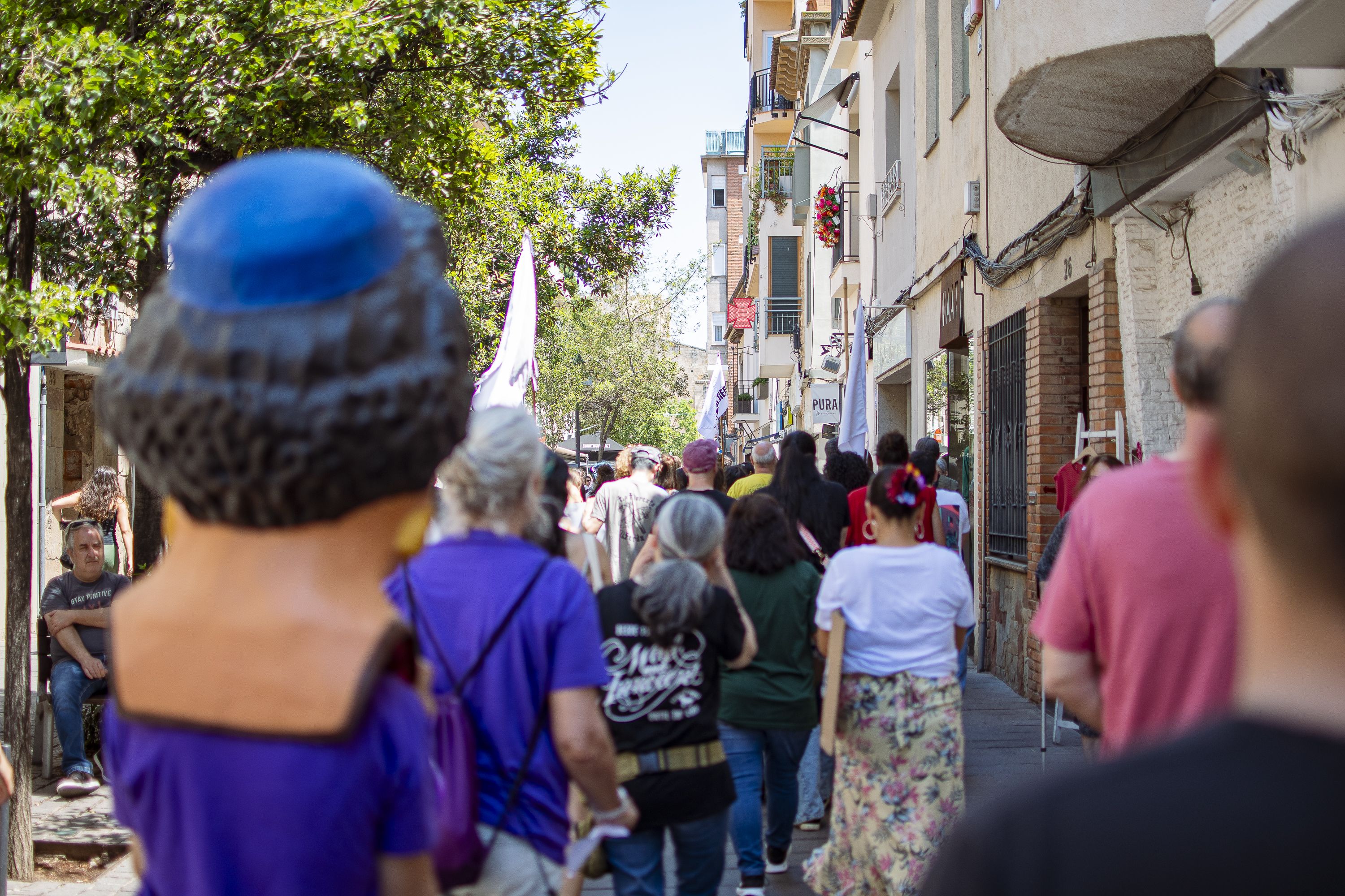 Més de 200 persones es manifesten amb la plataforma Cultura al carrer FOTO: Pol Rodríguez (TOT Sant Cugat)