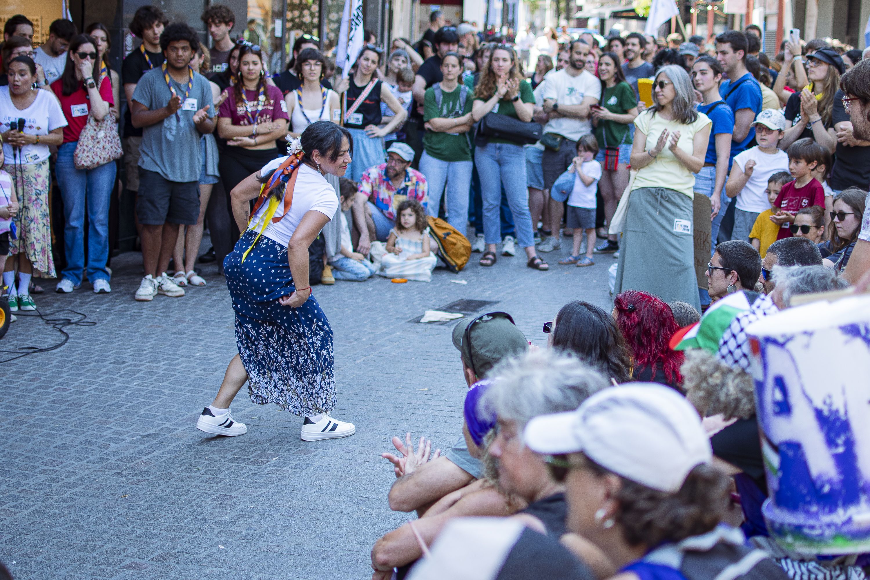 Més de 200 persones es manifesten amb la plataforma Cultura al carrer FOTO: Pol Rodríguez (TOT Sant Cugat)