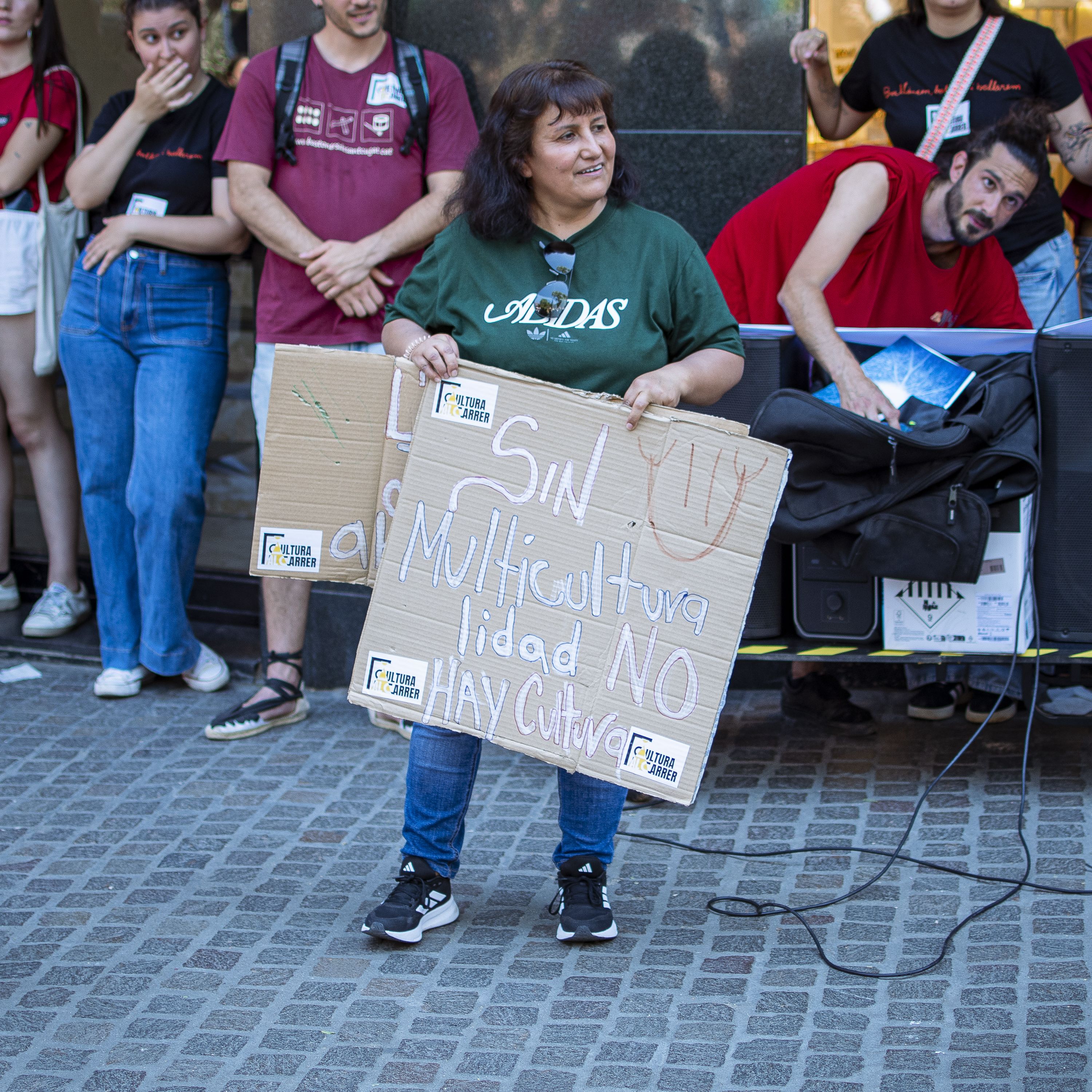 Més de 200 persones es manifesten amb la plataforma Cultura al carrer FOTO: Pol Rodríguez (TOT Sant Cugat)