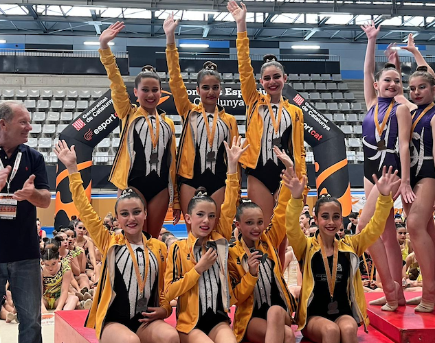 L'equip infantil B del Club Muntanyenc Sant Cugat que va fer-se amb la medalla de plata en la Final Nacional de GImnàstica Rítmica. FOTO: Cedida