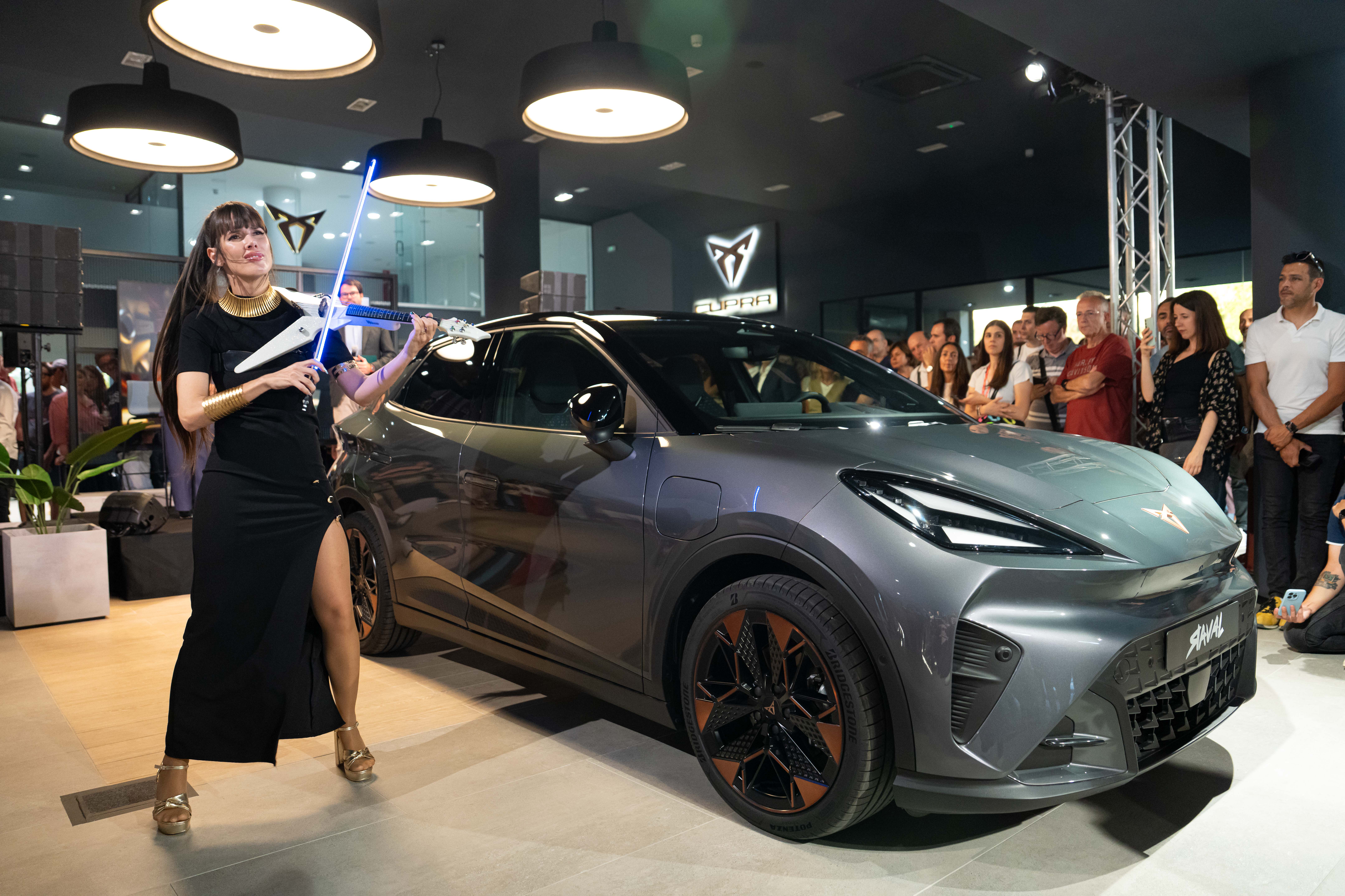 Presentació del nou Cupra Raval a les instal·lacions d'Ondinauto a Sant Cugat. FOTO: Cedida