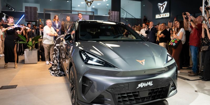 Presentació del nou Cupra Raval a les instal·lacions d'Ondinauto a Sant Cugat. FOTO:  Cedida