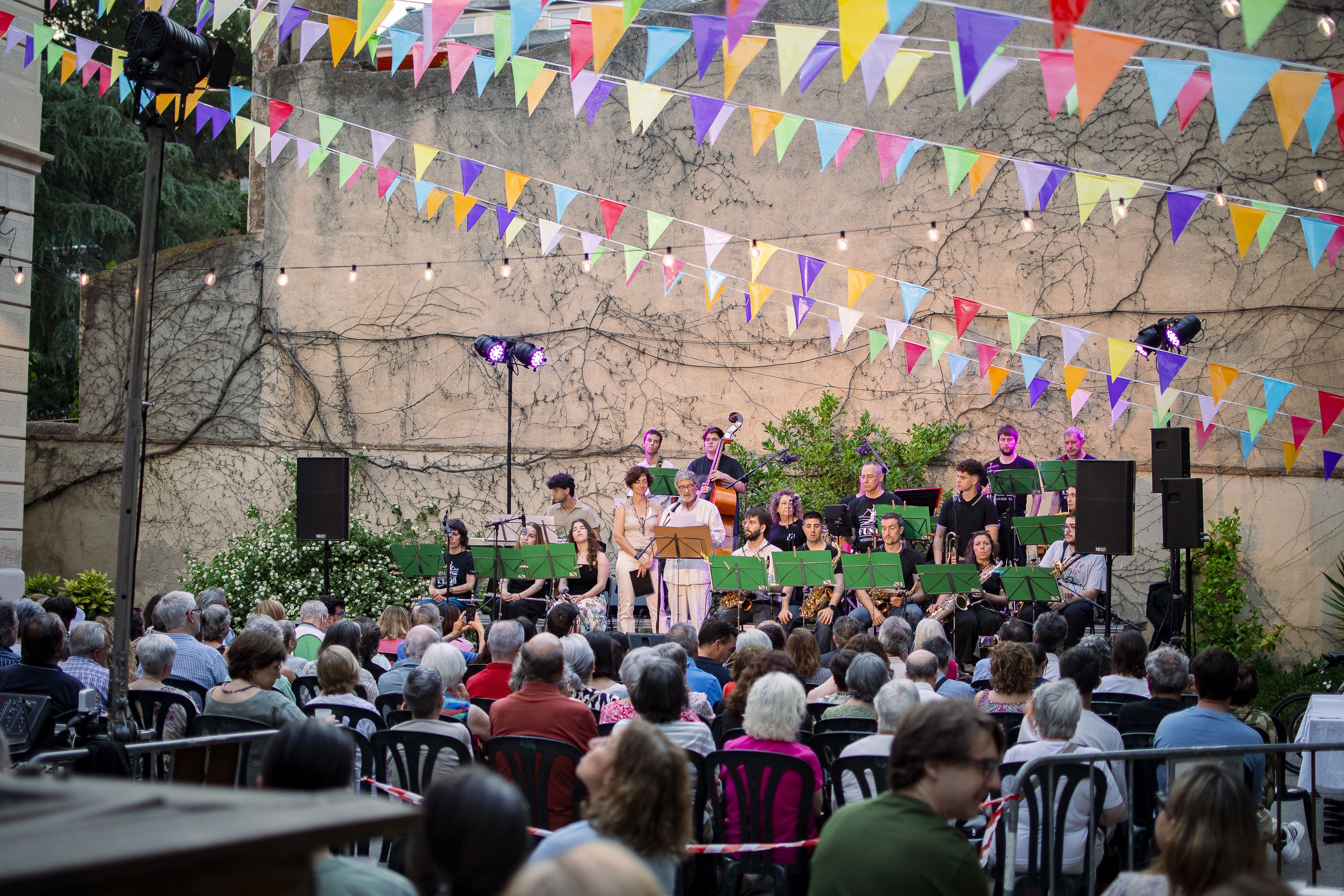 Concert de la Big Band de l'Escola Fusió pel 70è aniversari de l'Ateneu Santcugatenc. FOTO: Pol Rodríguez (TOT Sant Cugat)