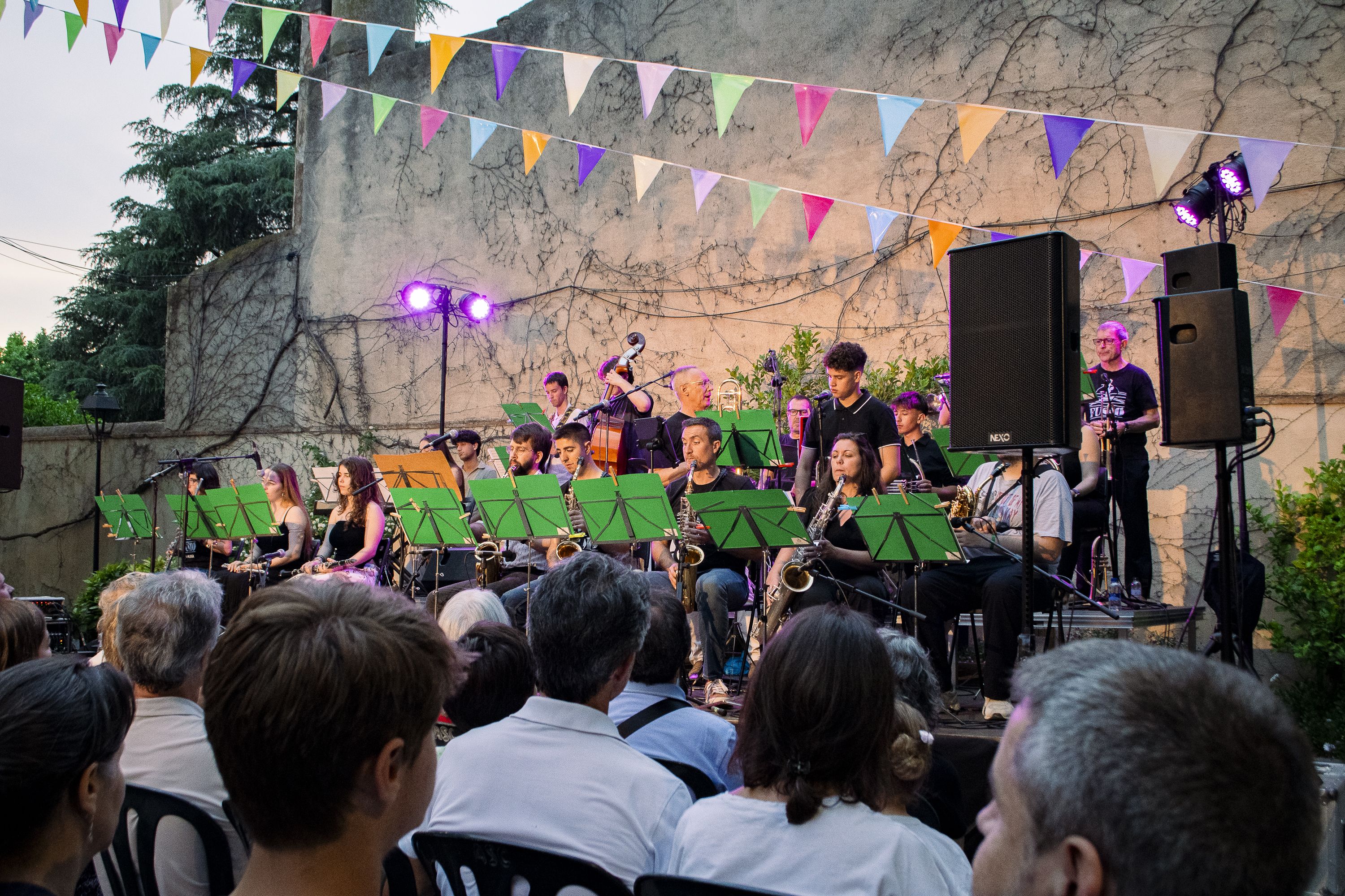 Concert de la Big Band de l'Escola Fusió pel 70è aniversari de l'Ateneu Santcugatenc. FOTO: Pol Rodríguez (TOT Sant Cugat)