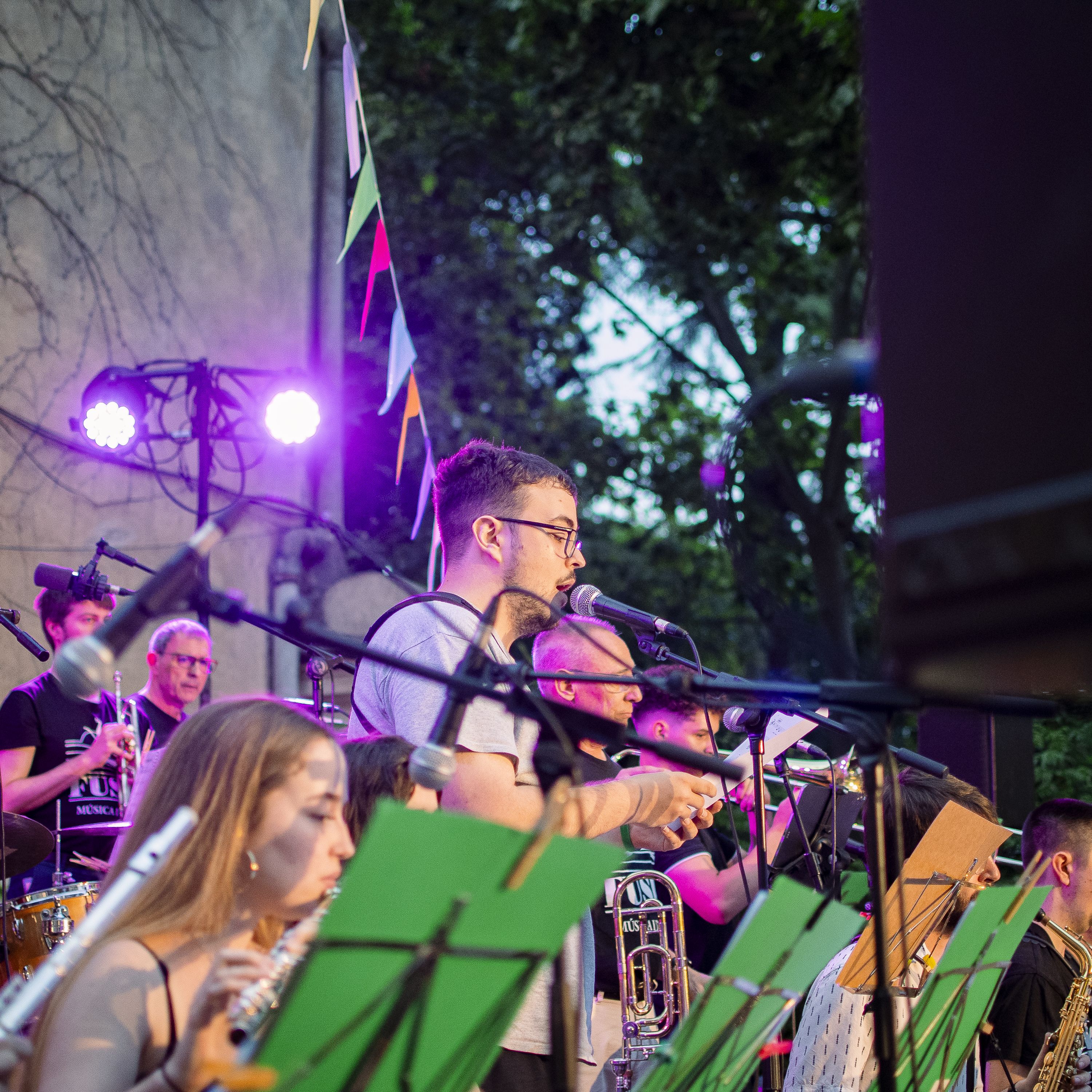 Concert de la Big Band de l'Escola Fusió pel 70è aniversari de l'Ateneu Santcugatenc. FOTO: Pol Rodríguez (TOT Sant Cugat)