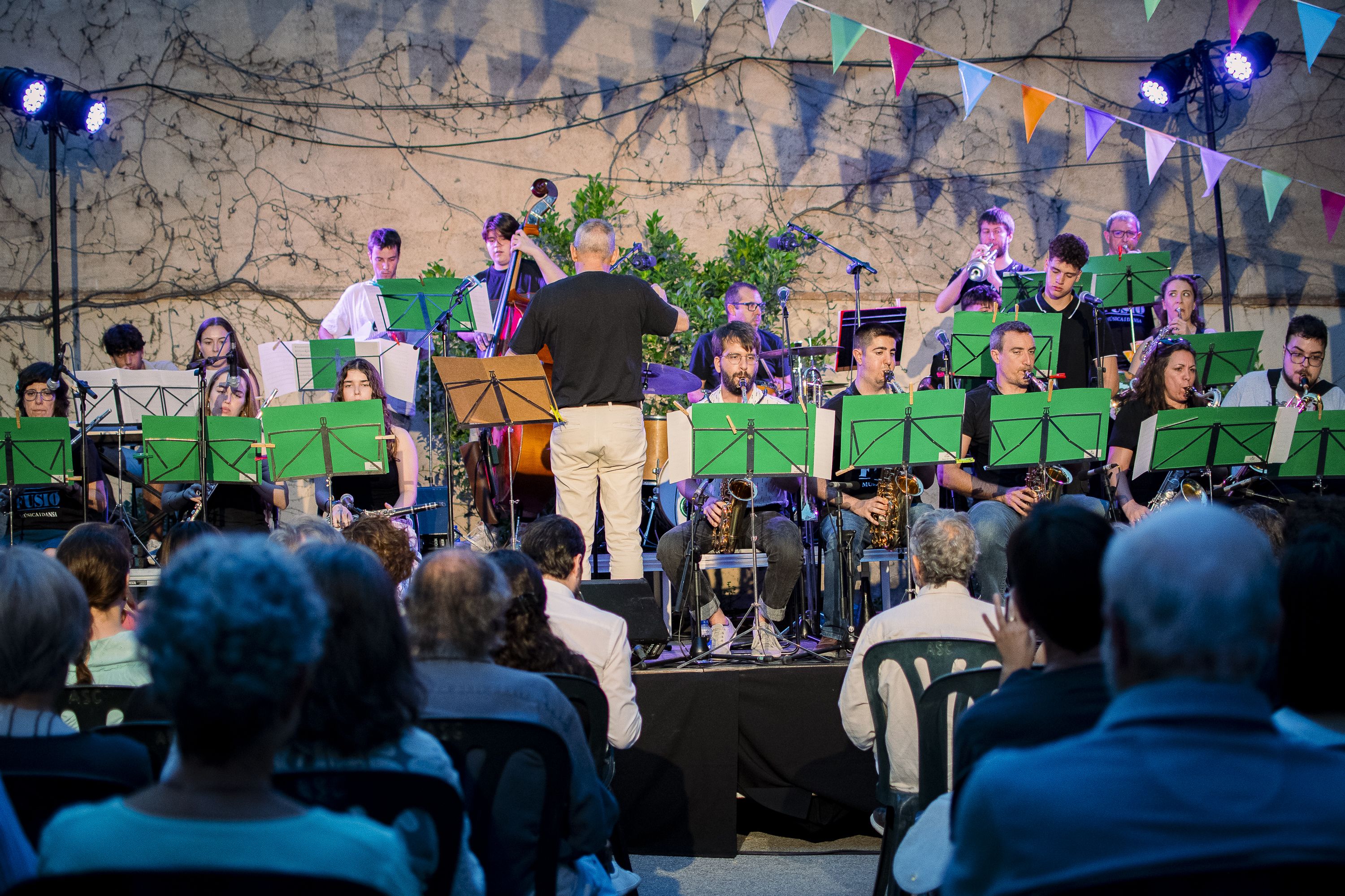 Concert de la Big Band de l'Escola Fusió pel 70è aniversari de l'Ateneu Santcugatenc. FOTO: Pol Rodríguez (TOT Sant Cugat)