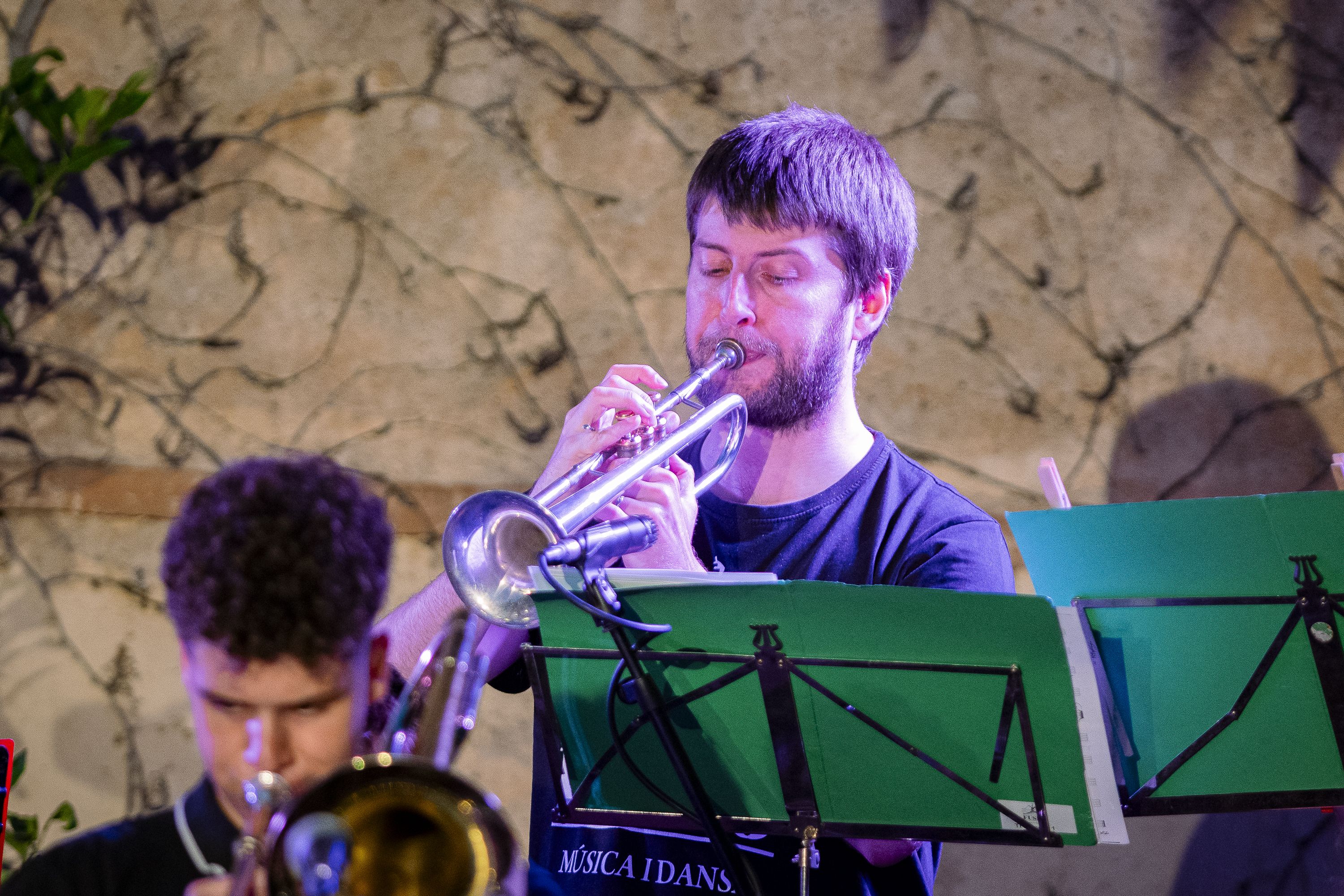 Concert de la Big Band de l'Escola Fusió pel 70è aniversari de l'Ateneu Santcugatenc. FOTO: Pol Rodríguez (TOT Sant Cugat)
