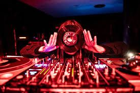 Dj Eneida Fever!