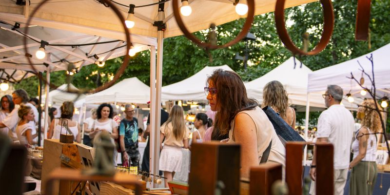 La Nit en Blanc 2026, la festa del comerç de Sant Cugat. FOTO: Pol Rodríguez (TOT Sant Cugat) 