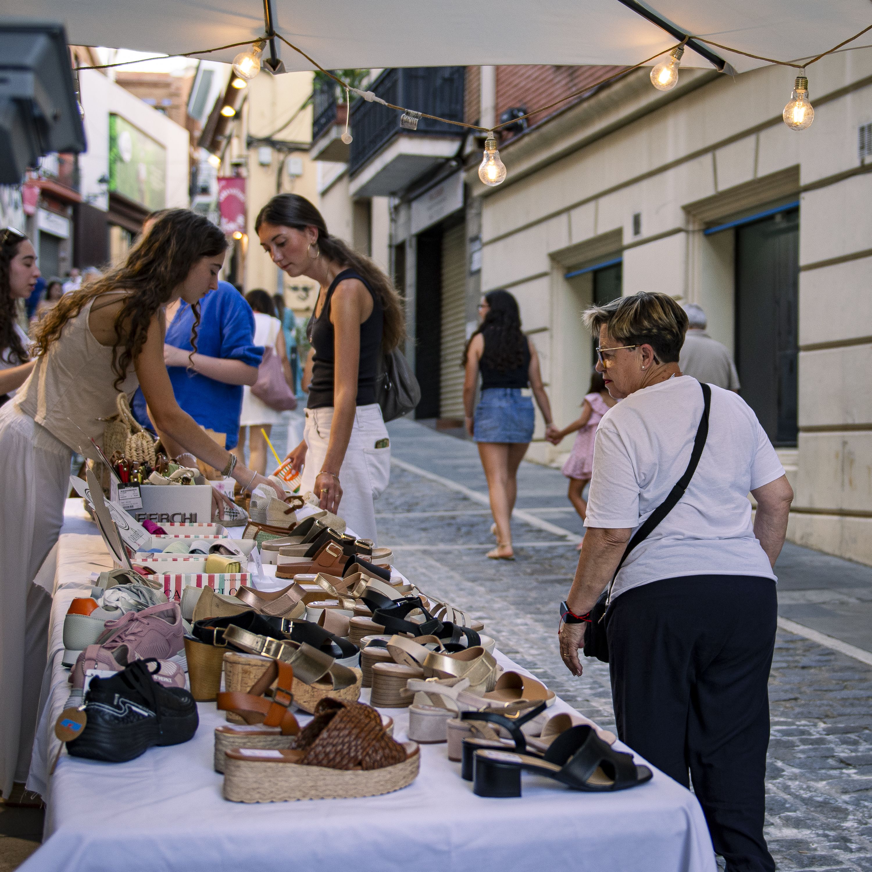 La Nit en Blanc 2026, la festa del comerç de Sant Cugat. FOTO: Pol Rodríguez (TOT Sant Cugat) 