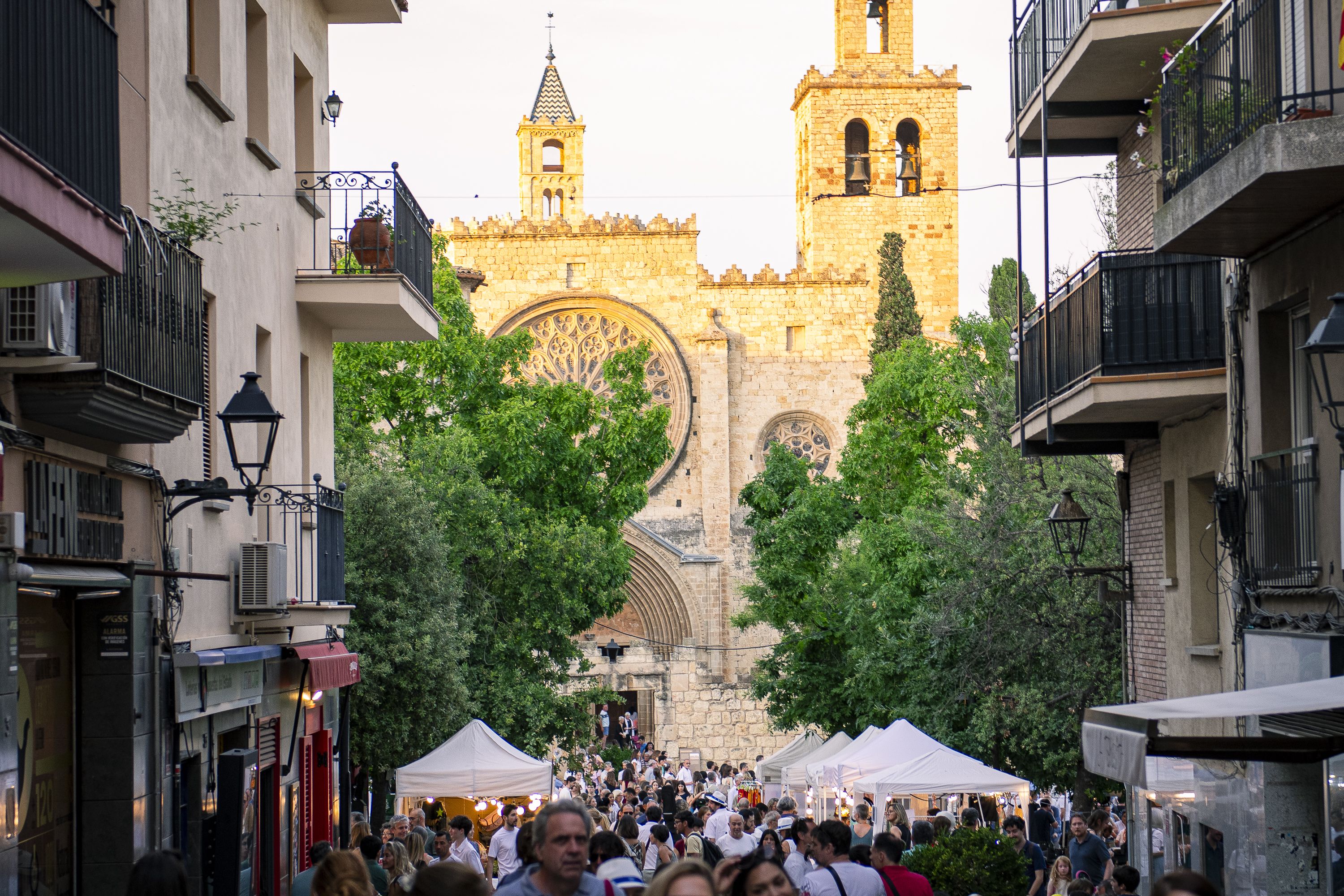 La Nit en Blanc 2026, la festa del comerç de Sant Cugat. FOTO: Pol Rodríguez (TOT Sant Cugat) 