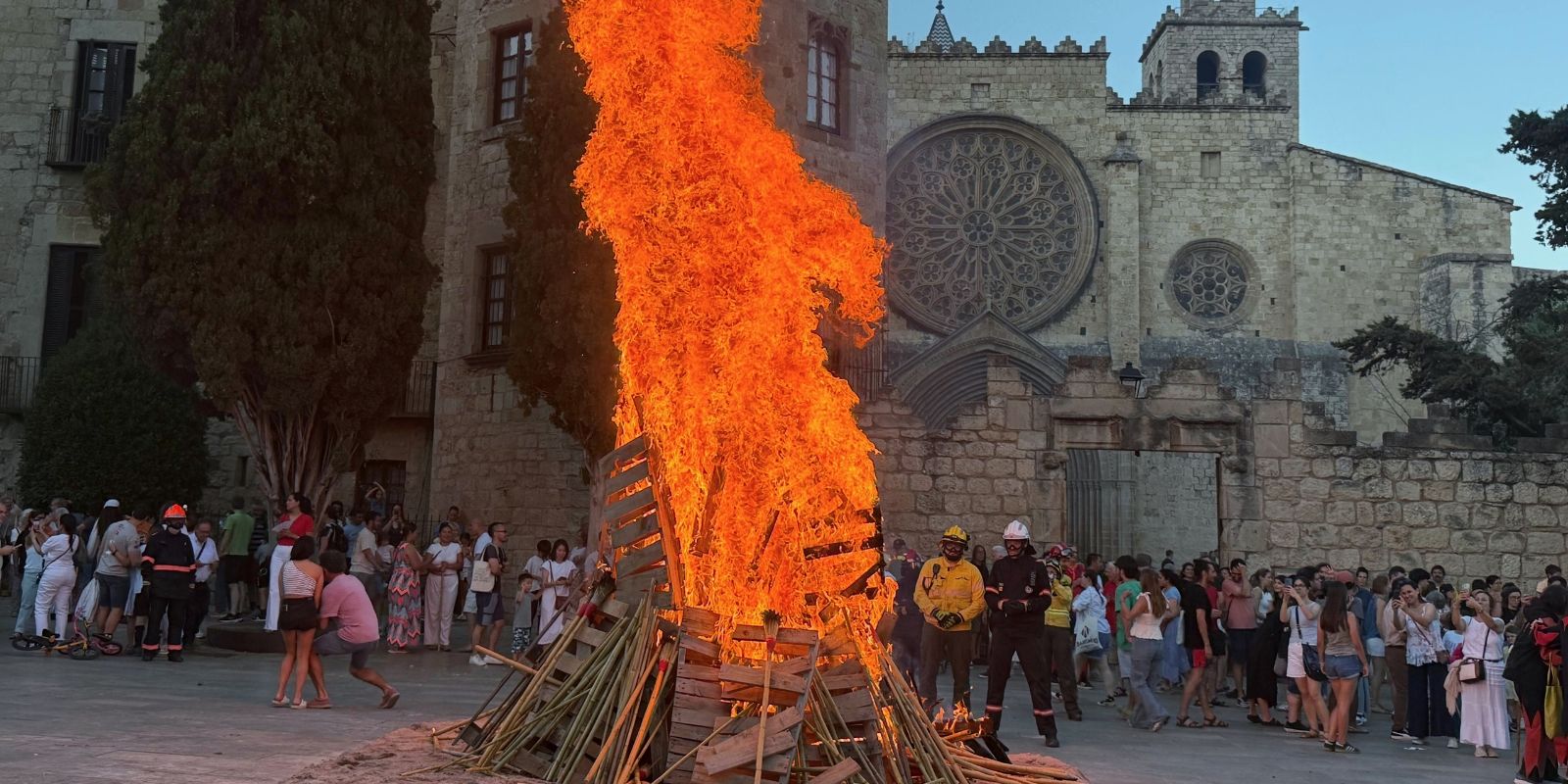 Encesa de la Flama del Canigó. FOTO: TOT Sant Cugat