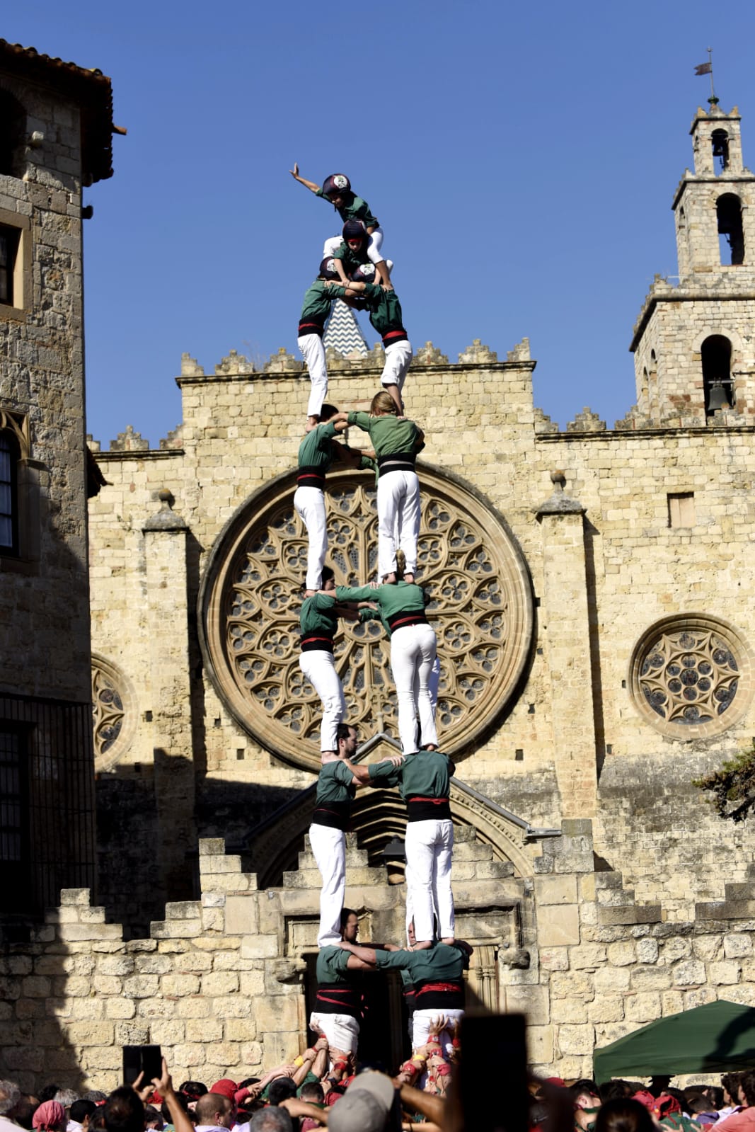 Els Gausacs amb el seu 3 de 8. FOTO: Bernat Millet (TOT Sant Cugat)