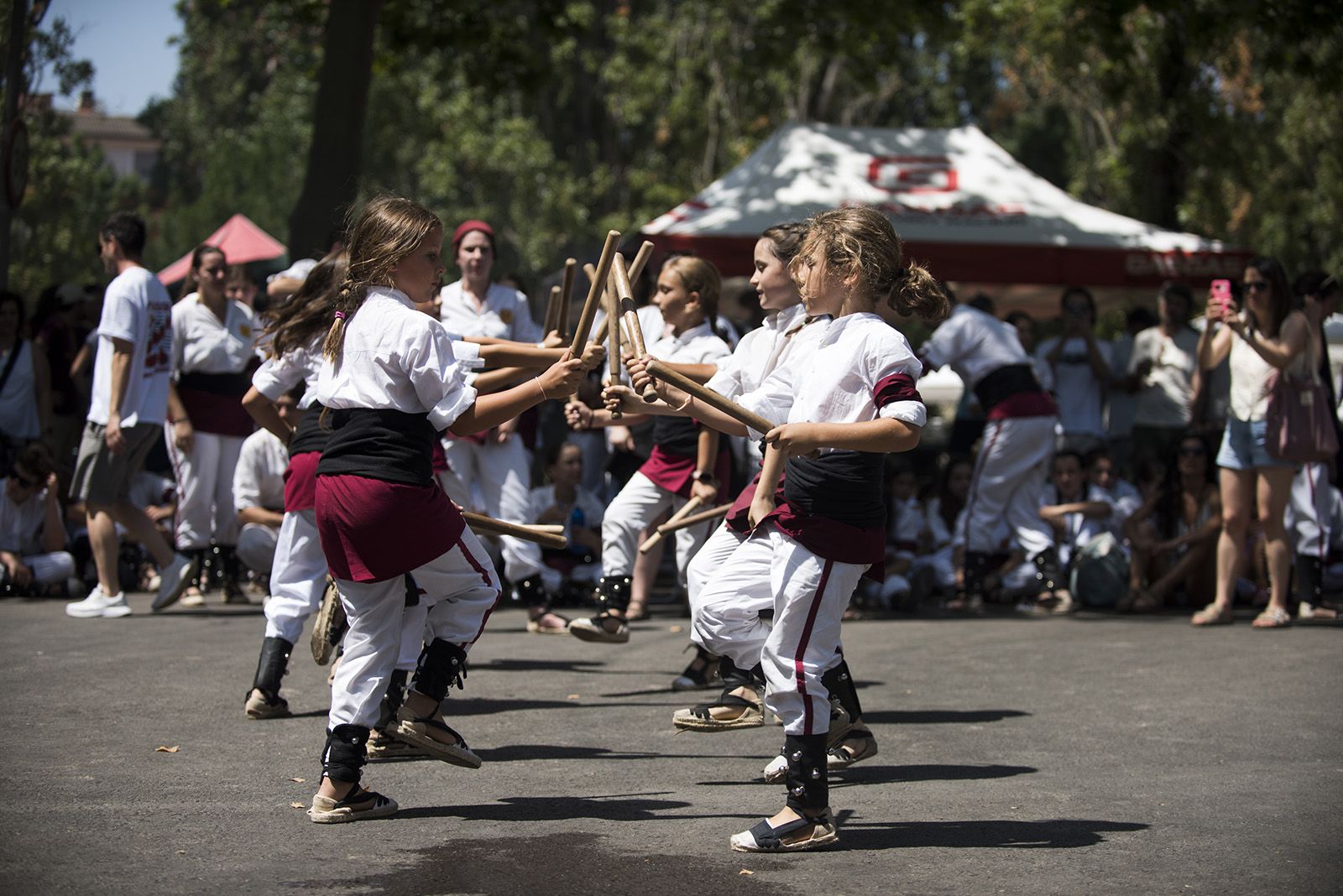 Matinada bastonera. FOTO: Bernat Millet.