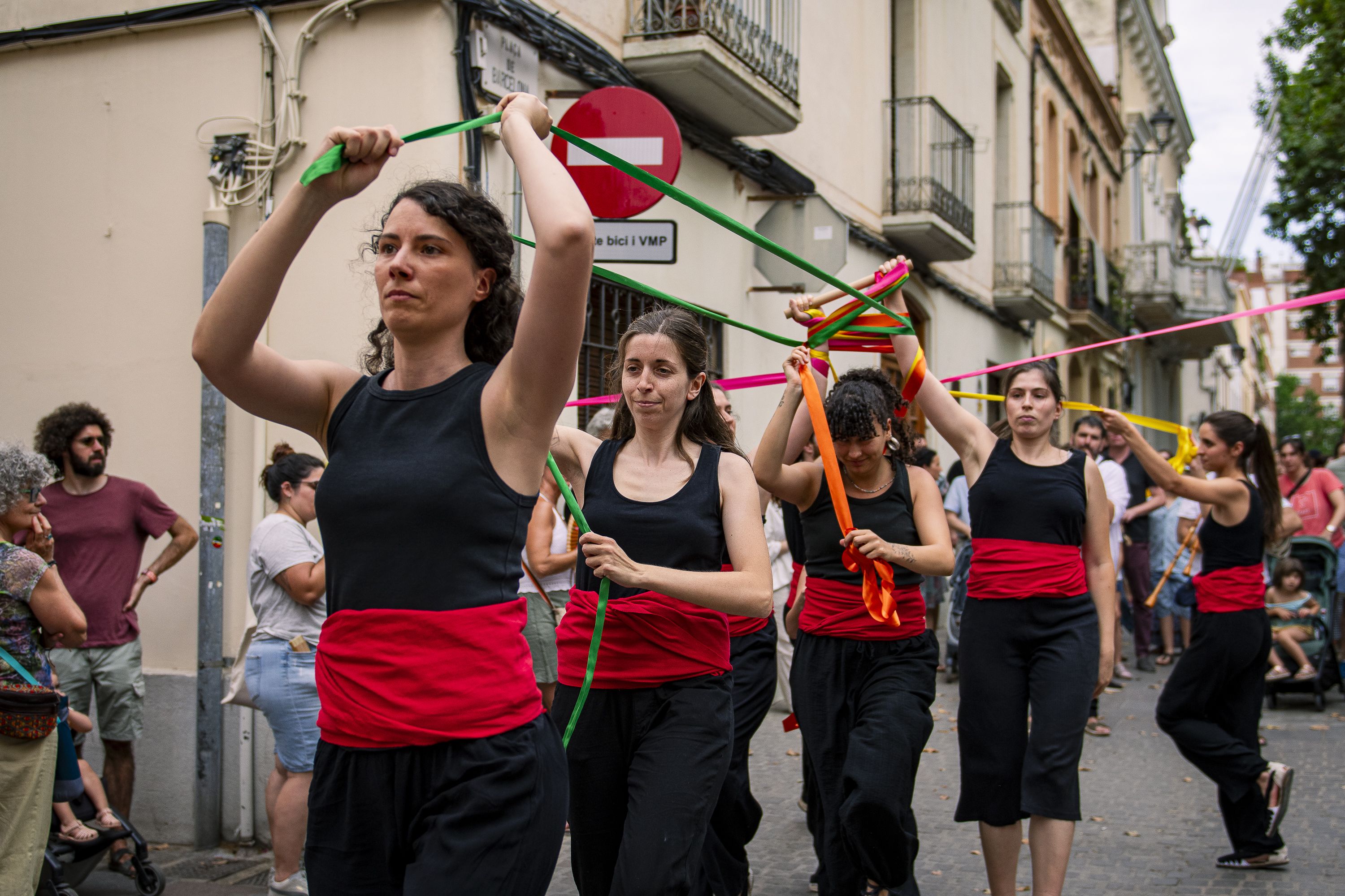 Cercavila de balls i entremesos. FOTO: Pol Rodríguez (TOT Sant Cugat)