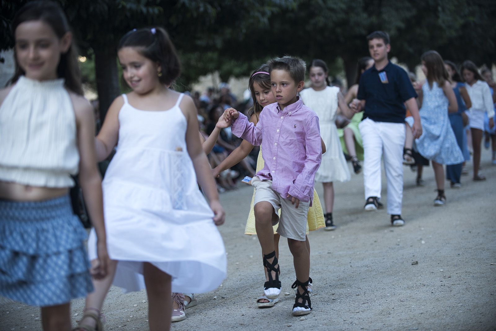 "Paga-li, Joan", ball del vano i el ram. FOTO: Bernat Millet. (Tot Sant Cugat)