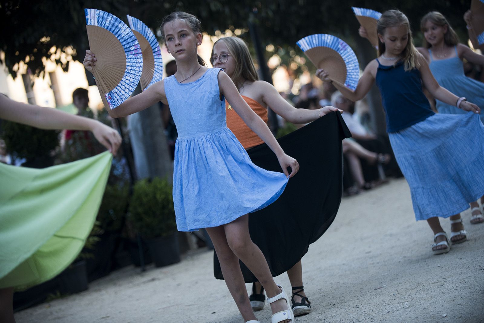 "Paga-li, Joan", ball del vano i el ram. FOTO: Bernat Millet. (Tot Sant Cugat)