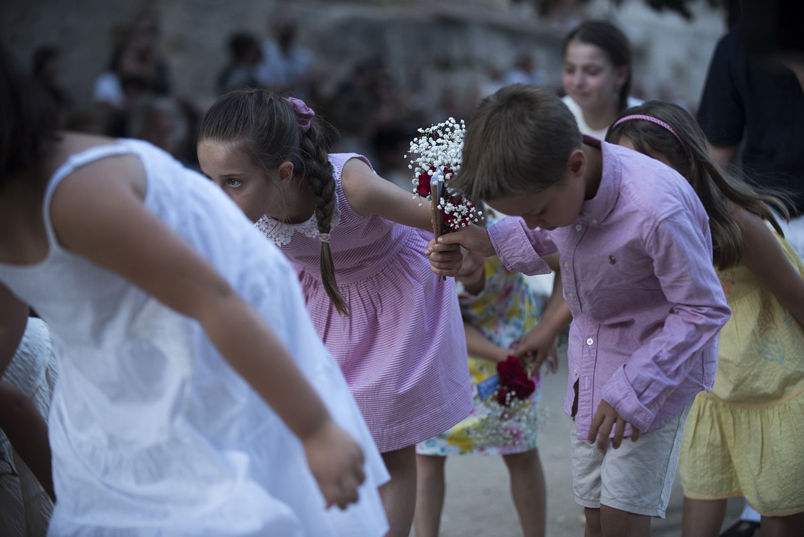 "Paga-li, Joan", ball del vano i el ram. FOTO: Bernat Millet. (Tot Sant Cugat)